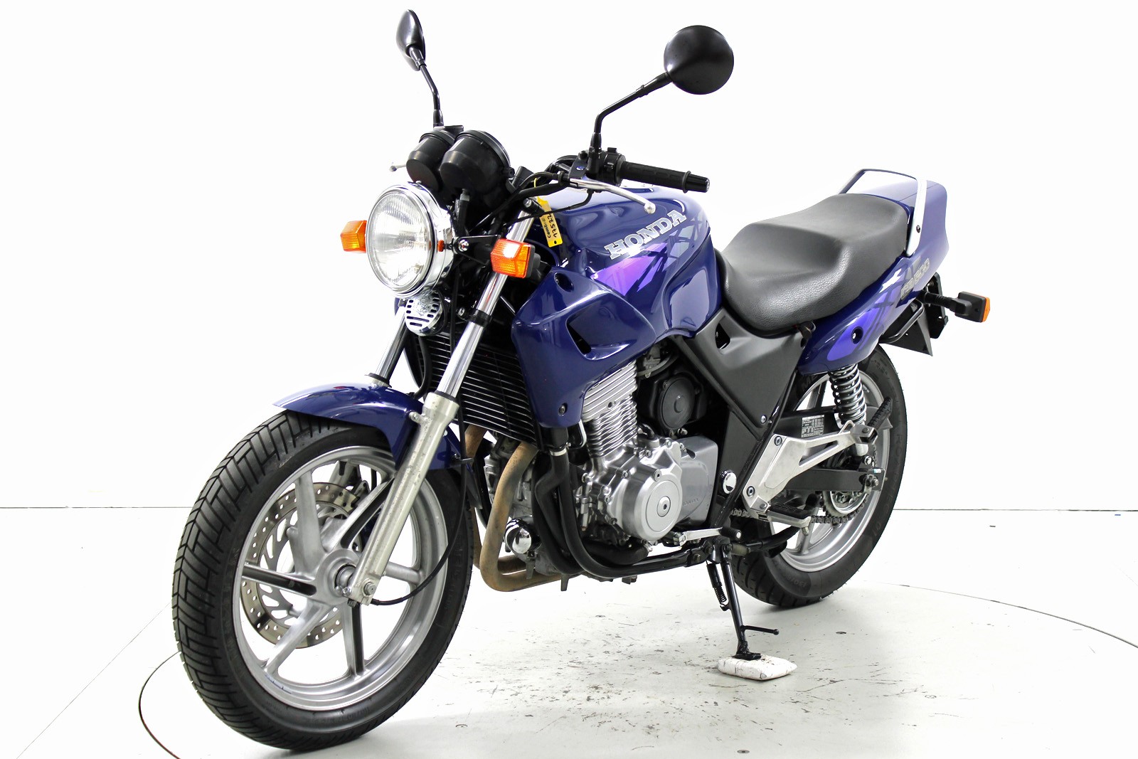 HONDA CB 500-showroom-element-2