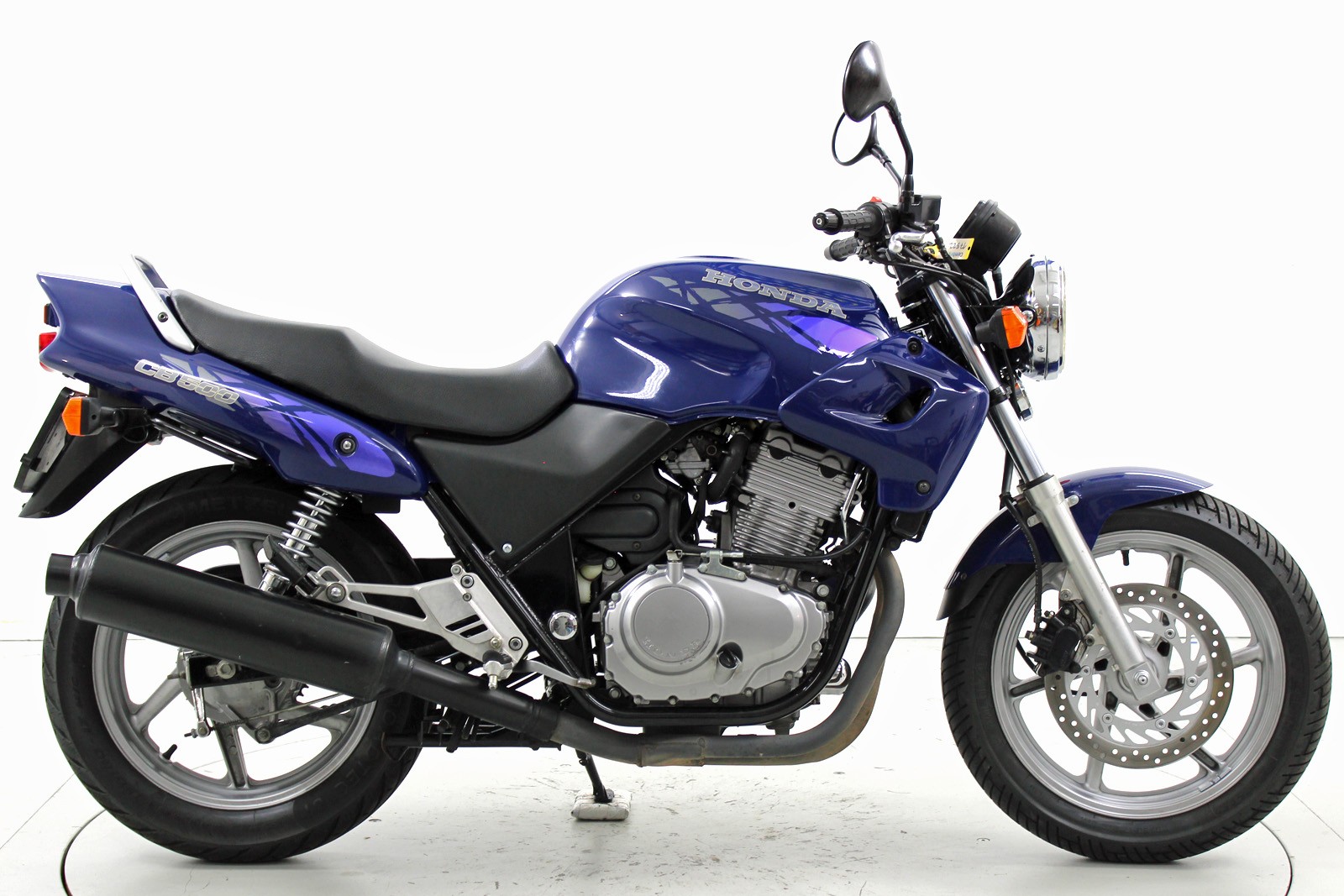 HONDA CB 500-showroom-element-3