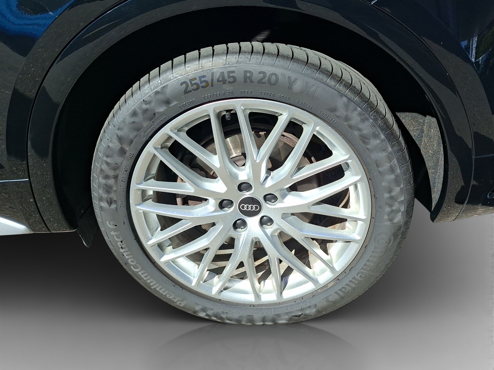 AUDI Q5 50 TFSI e PHEV S line quattro S-tronic-image-14