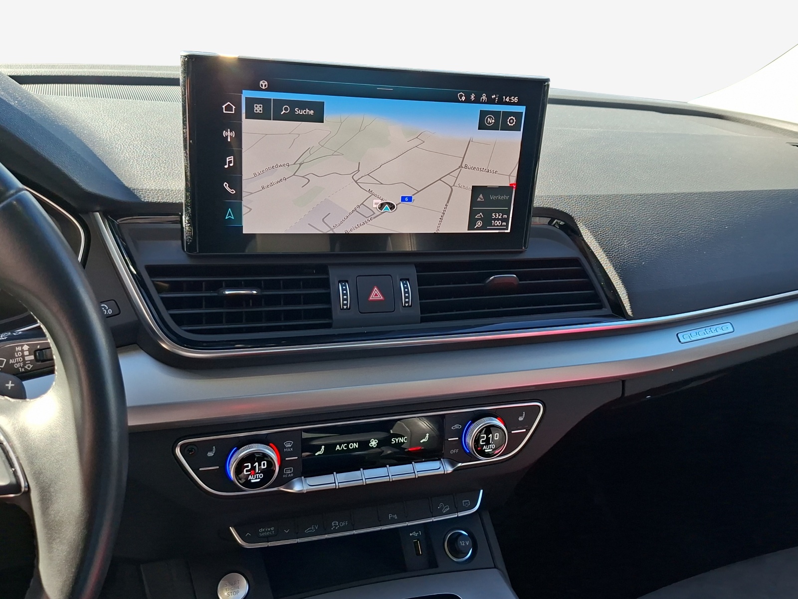AUDI Q5 50 TFSI e PHEV S line quattro S-tronic-image-11