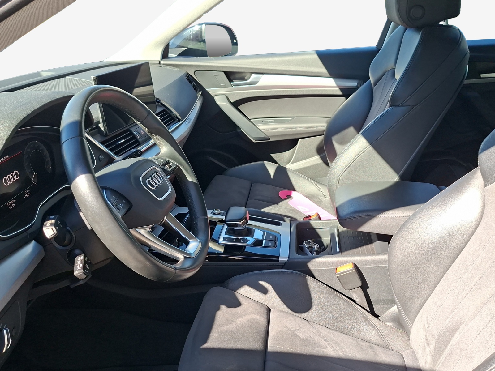 AUDI Q5 50 TFSI e PHEV S line quattro S-tronic-image-8