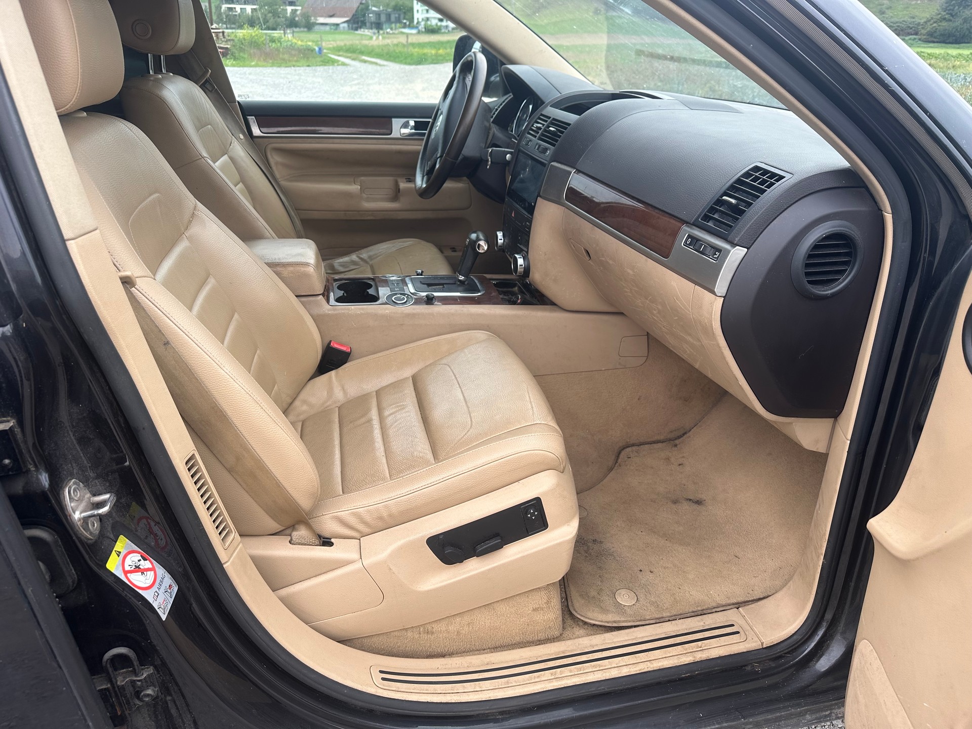 VW Touareg 3.0 TDI-image-10