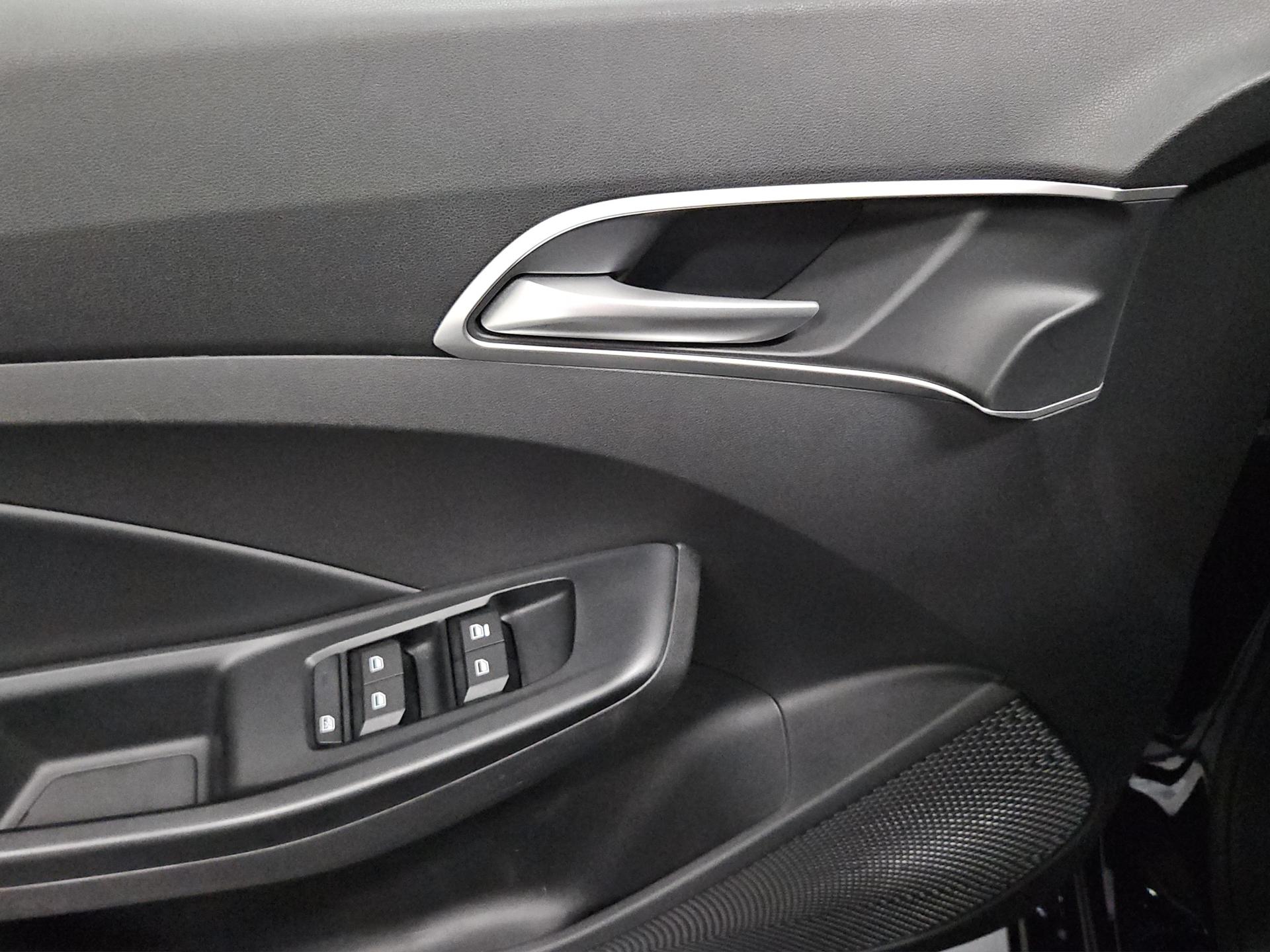 MG 3 1.5 Hybrid Luxury Aut.-image-18