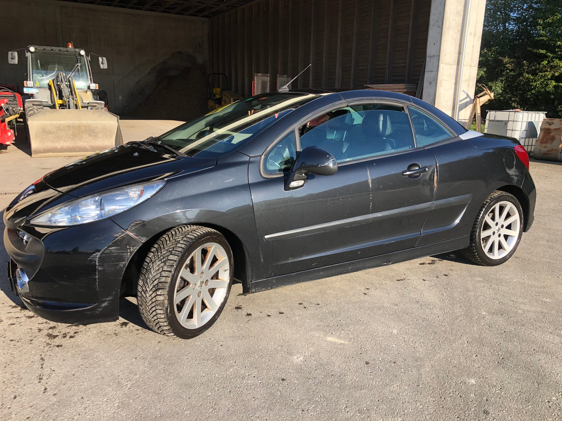PEUGEOT 207 CC 1.6 HDI Sport-image-1