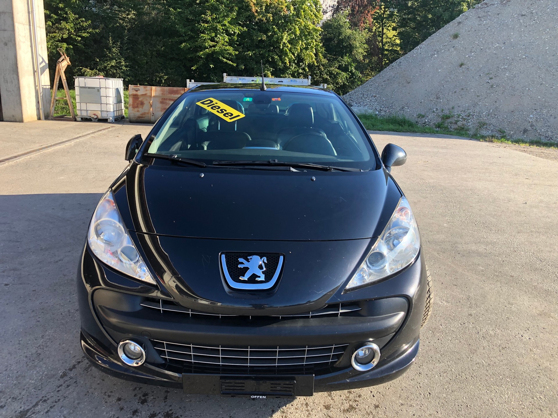 PEUGEOT 207 CC 1.6 HDI Sport-image-0