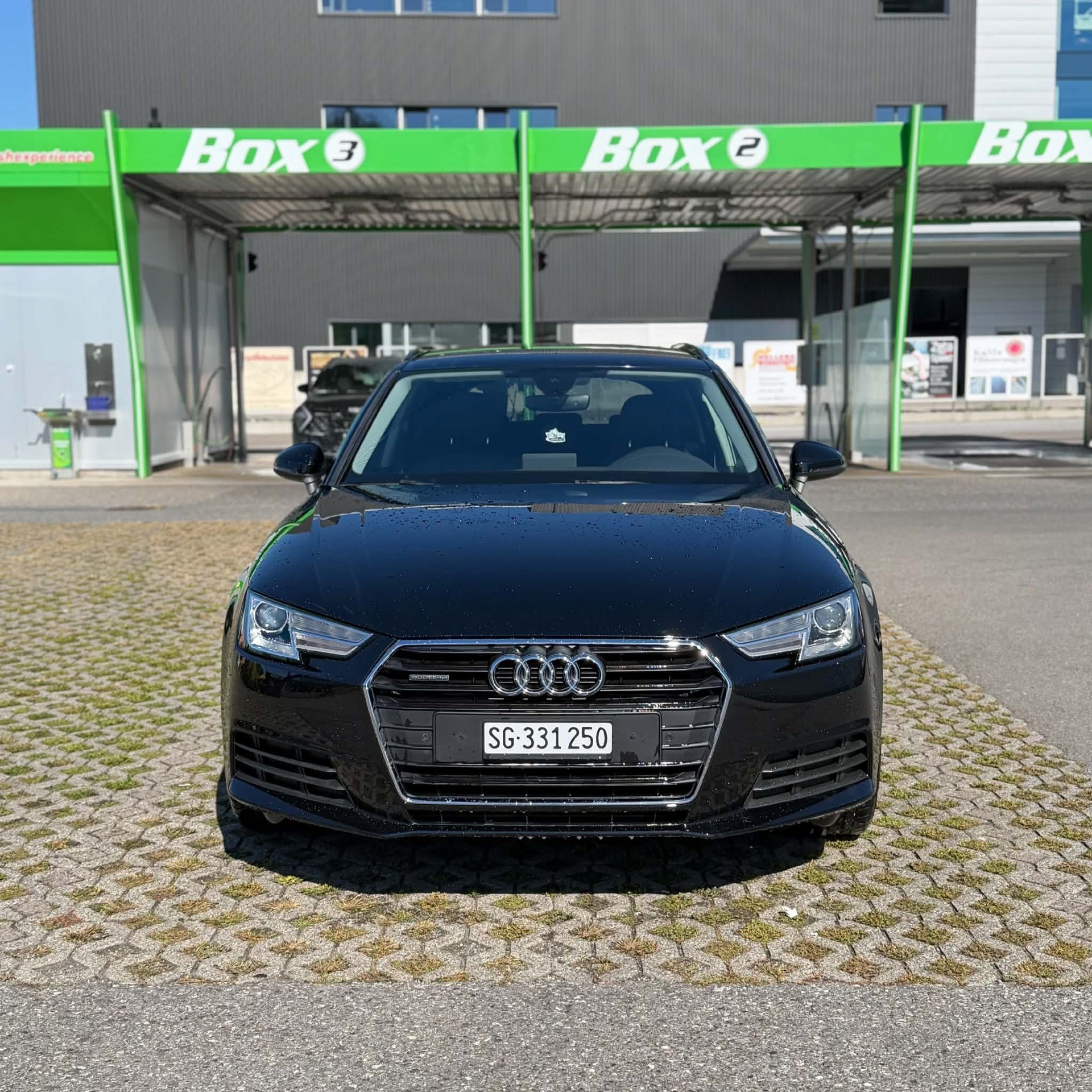 AUDI 2.0 TDI 190 quattro S-Tronic-image-1