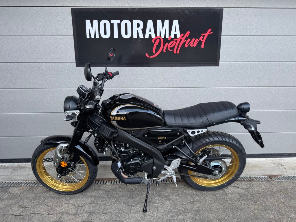 YAMAHA XSR 125 Legacy-showroom-element-2