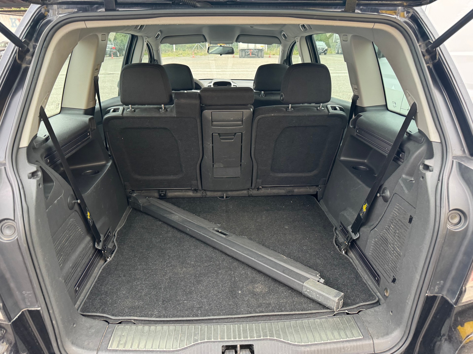 OPEL Zafira 1.8i 16V Cosmo-image-6