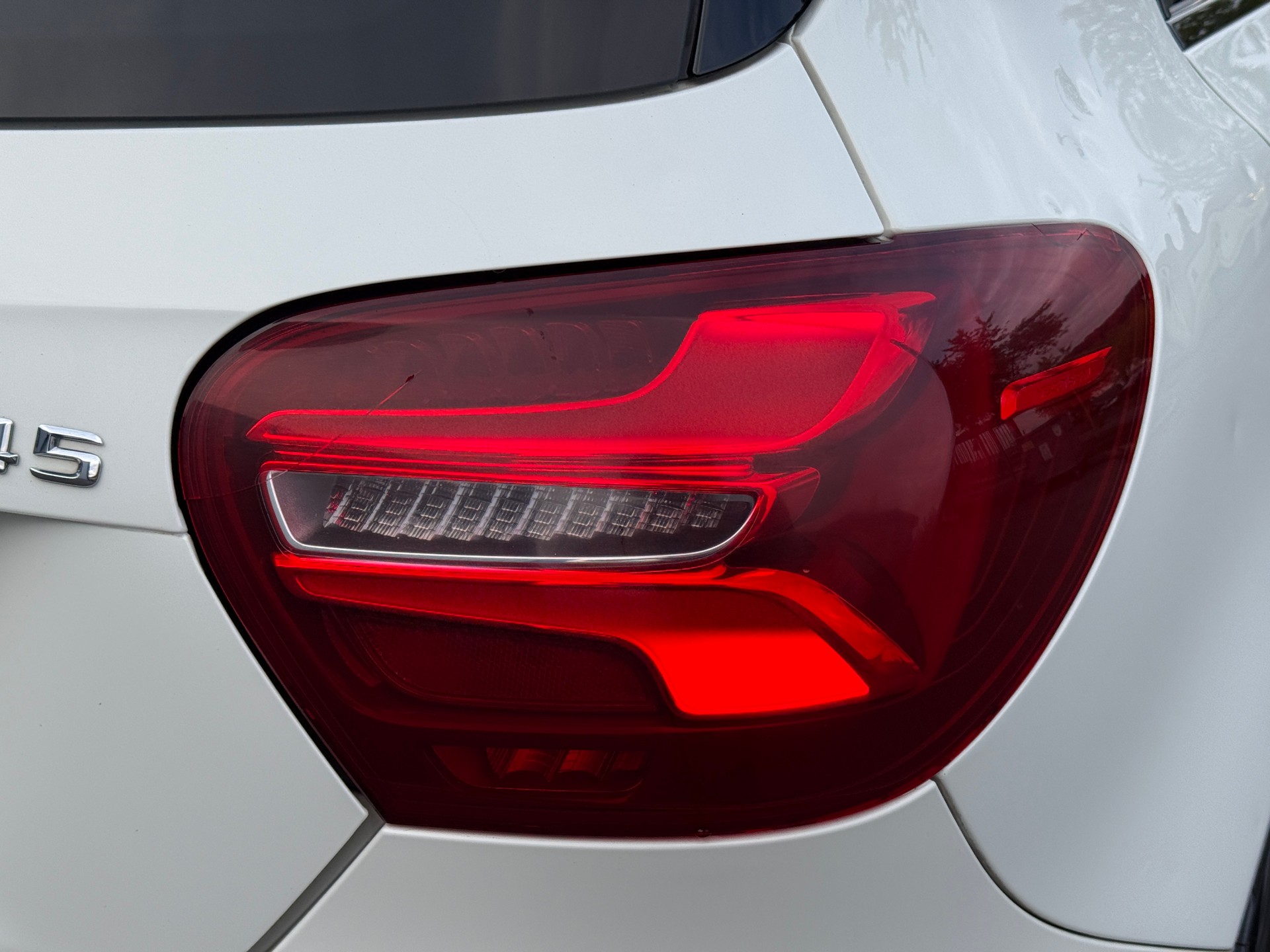 MERCEDES-BENZ A 45 AMG 4Matic Speedshift 7G-DCT-image-7