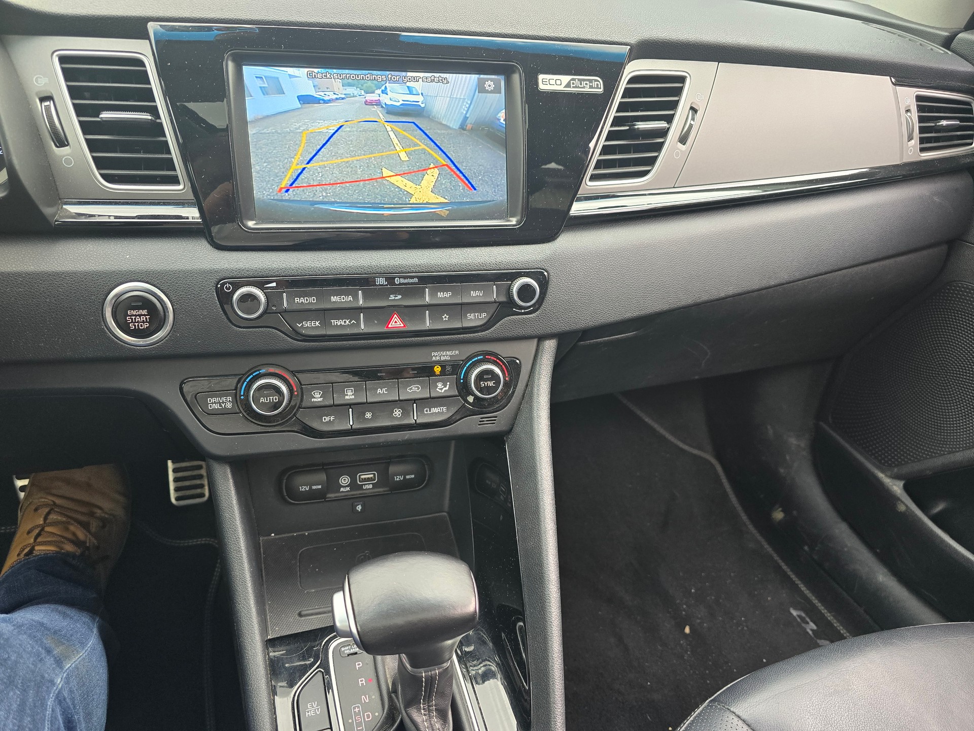 KIA Niro 1.6GDi Plug-in Hybrid DCT-image-11