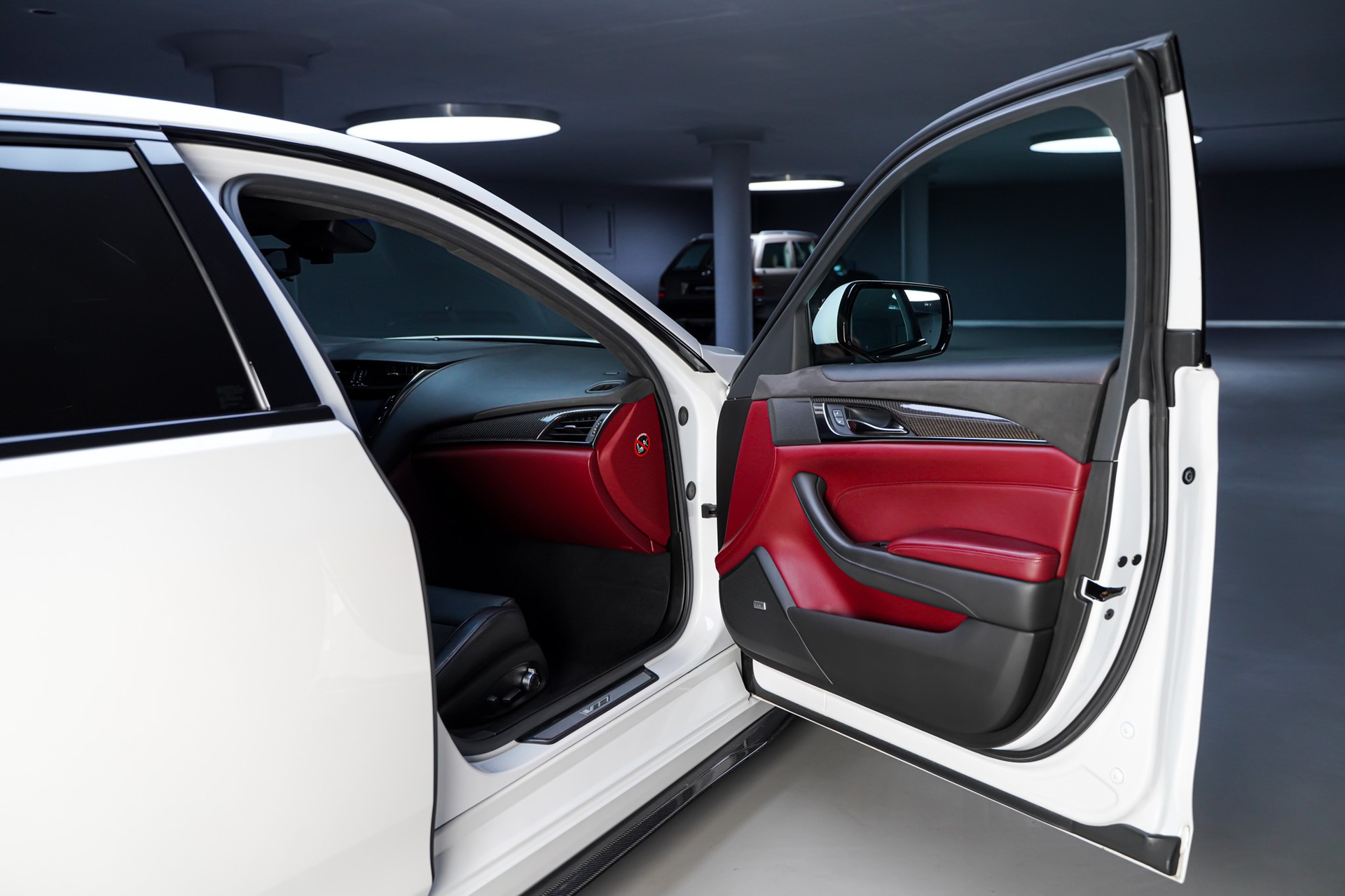 CADILLAC CTS-V Sedan 6.2 SC CHAMPION EDITION Automatic-image-22