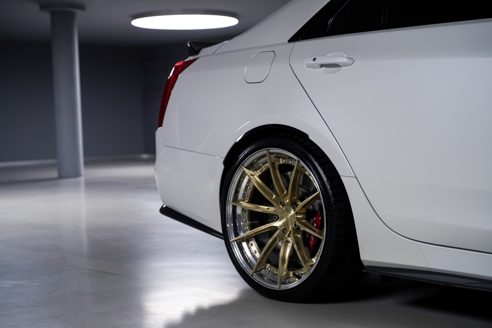 CADILLAC CTS-V Sedan 6.2 SC CHAMPION EDITION Automatic-image-5
