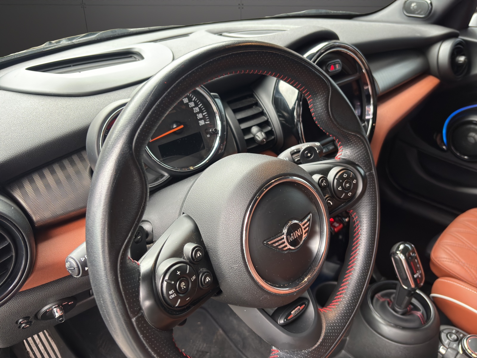 MINI Cooper S Steptronic DKG-image-4