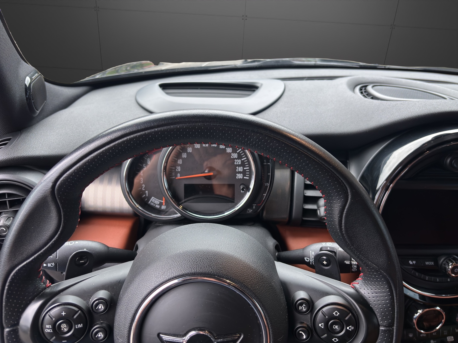 MINI Cooper S Steptronic DKG-image-5