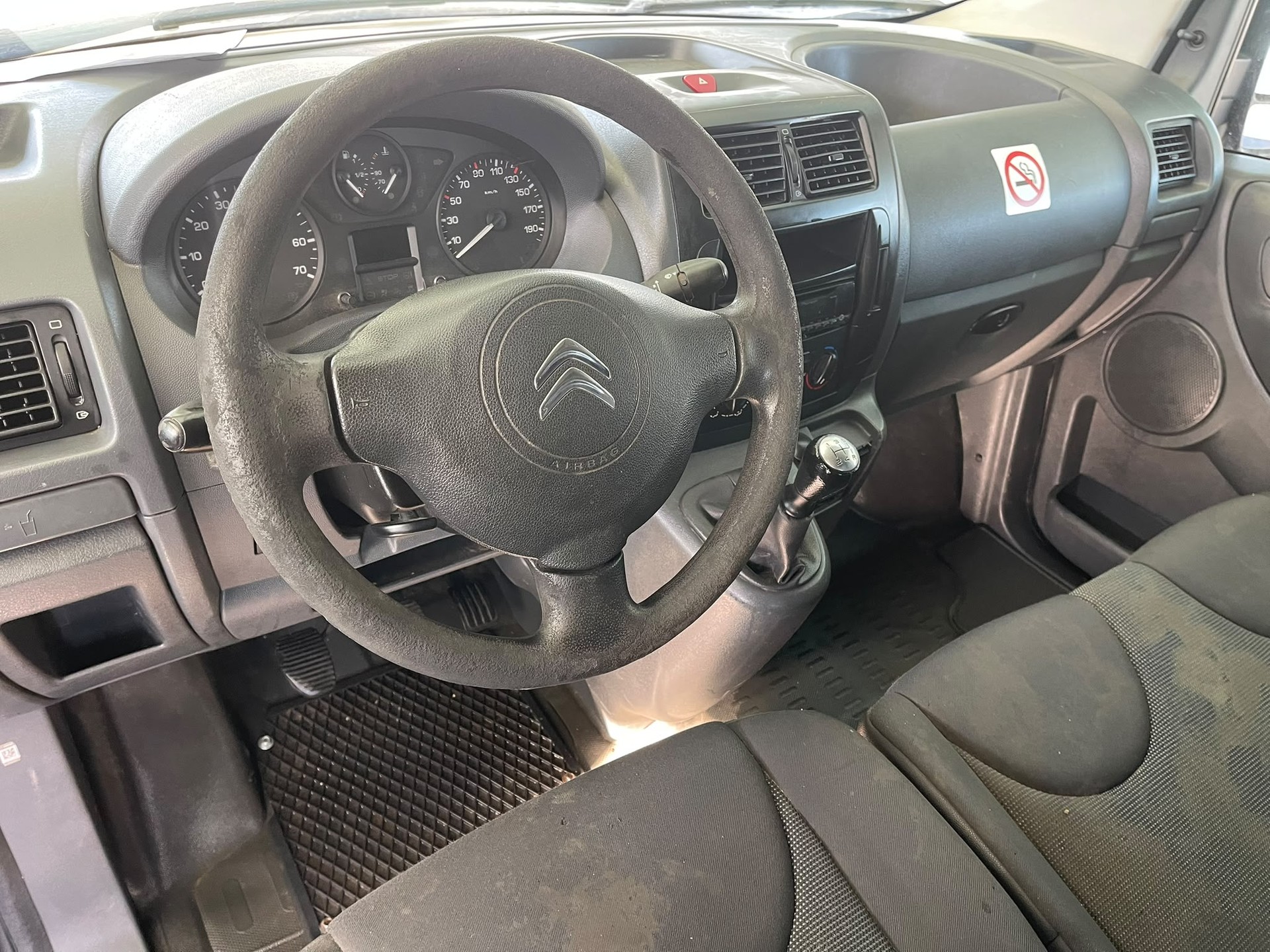 CITROEN Jumpy 1.6 HDi 10 L1H1-image-8