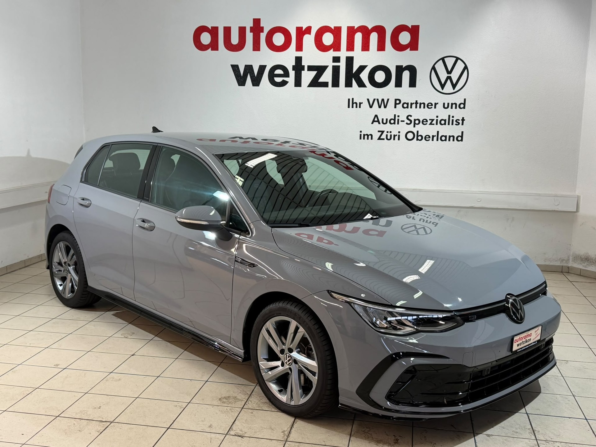 VW Golf 2.0 TSI R-Line DSG 4 Motion-image-0