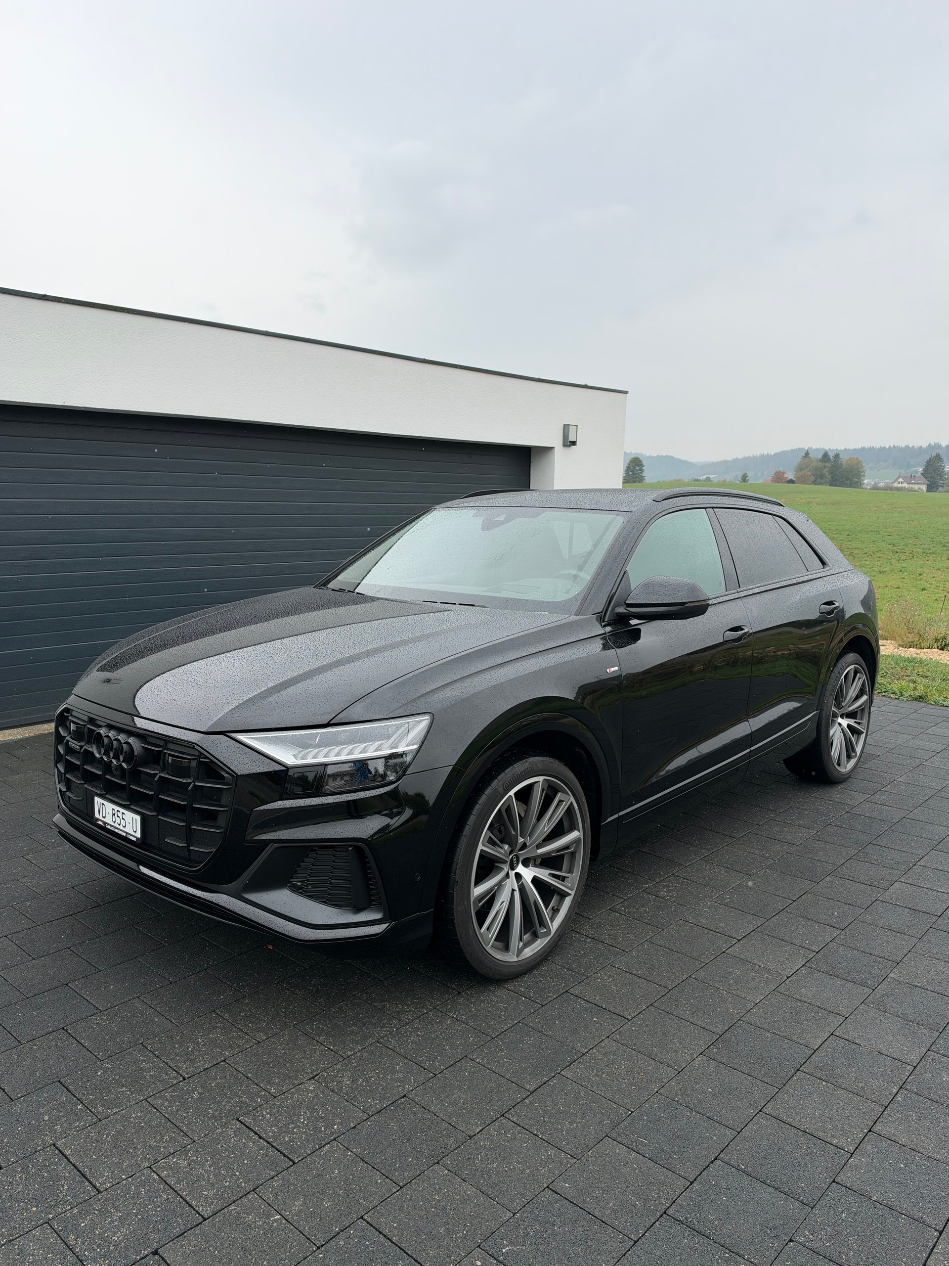 AUDI Q8 50 TDI Black Edition quattro tiptronic-image-13