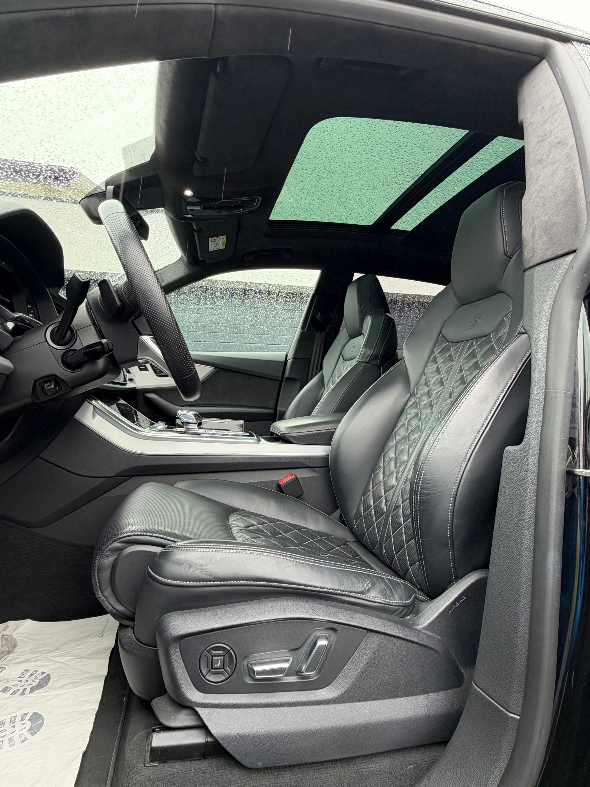 AUDI Q8 50 TDI Black Edition quattro tiptronic-image-10