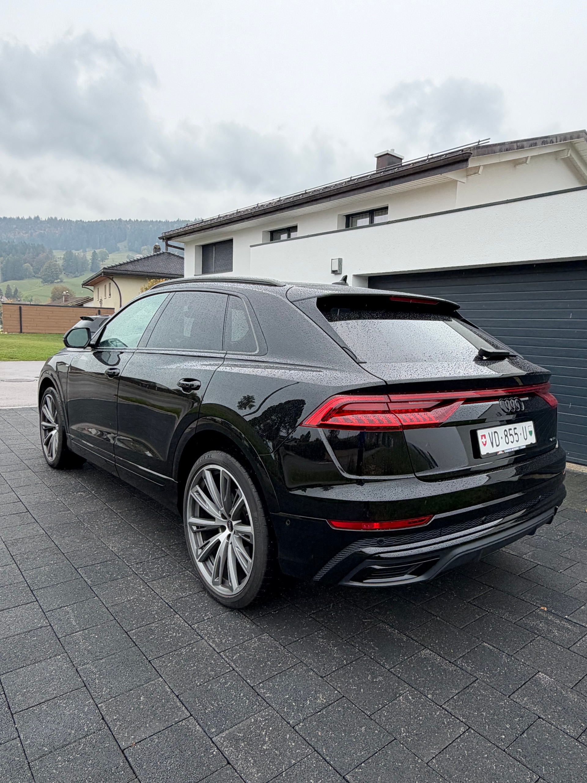 AUDI Q8 50 TDI Black Edition quattro tiptronic-image-6