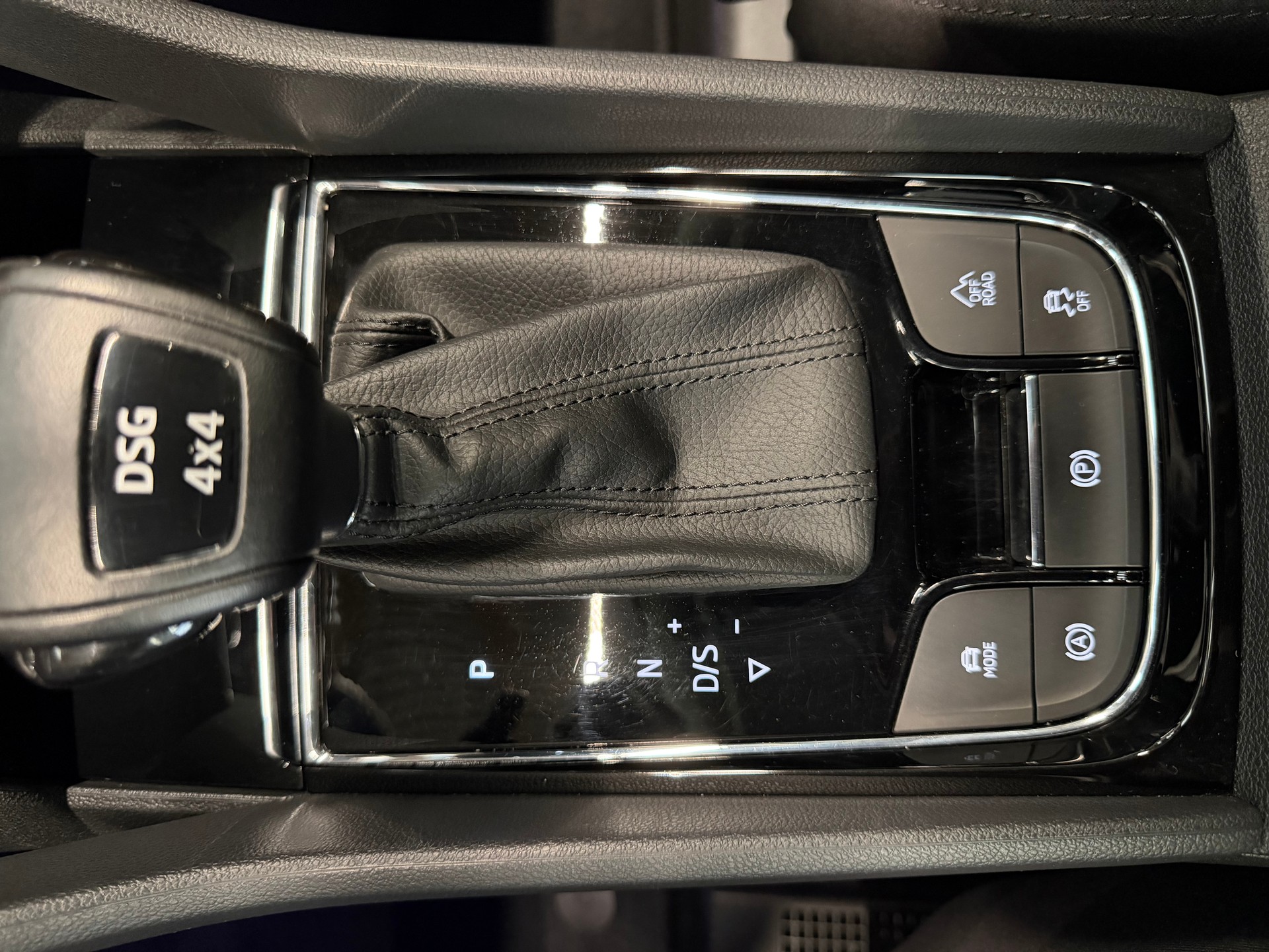 SKODA Kodiaq 2.0 TDI CR L&K 4x4 DSG-image-21