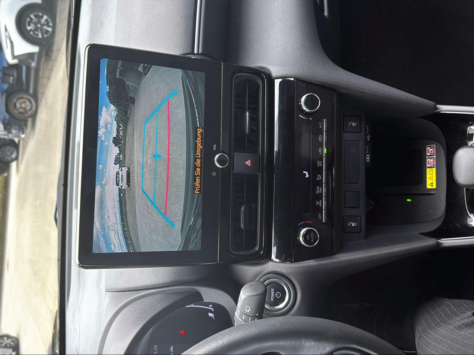 TOYOTA Yaris Cross 1.5 VVT-i HSD Trend-image-4