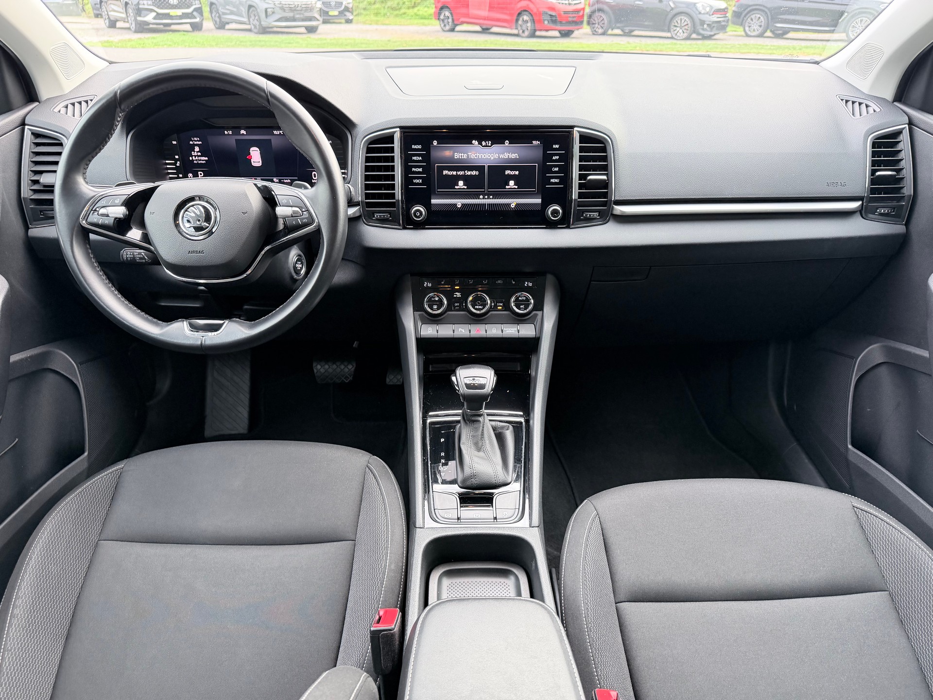 SKODA Karoq 1.5 TSI Ambition DSG+++ANHÄNGERKUPPLUNG 1500KG+++-image-6