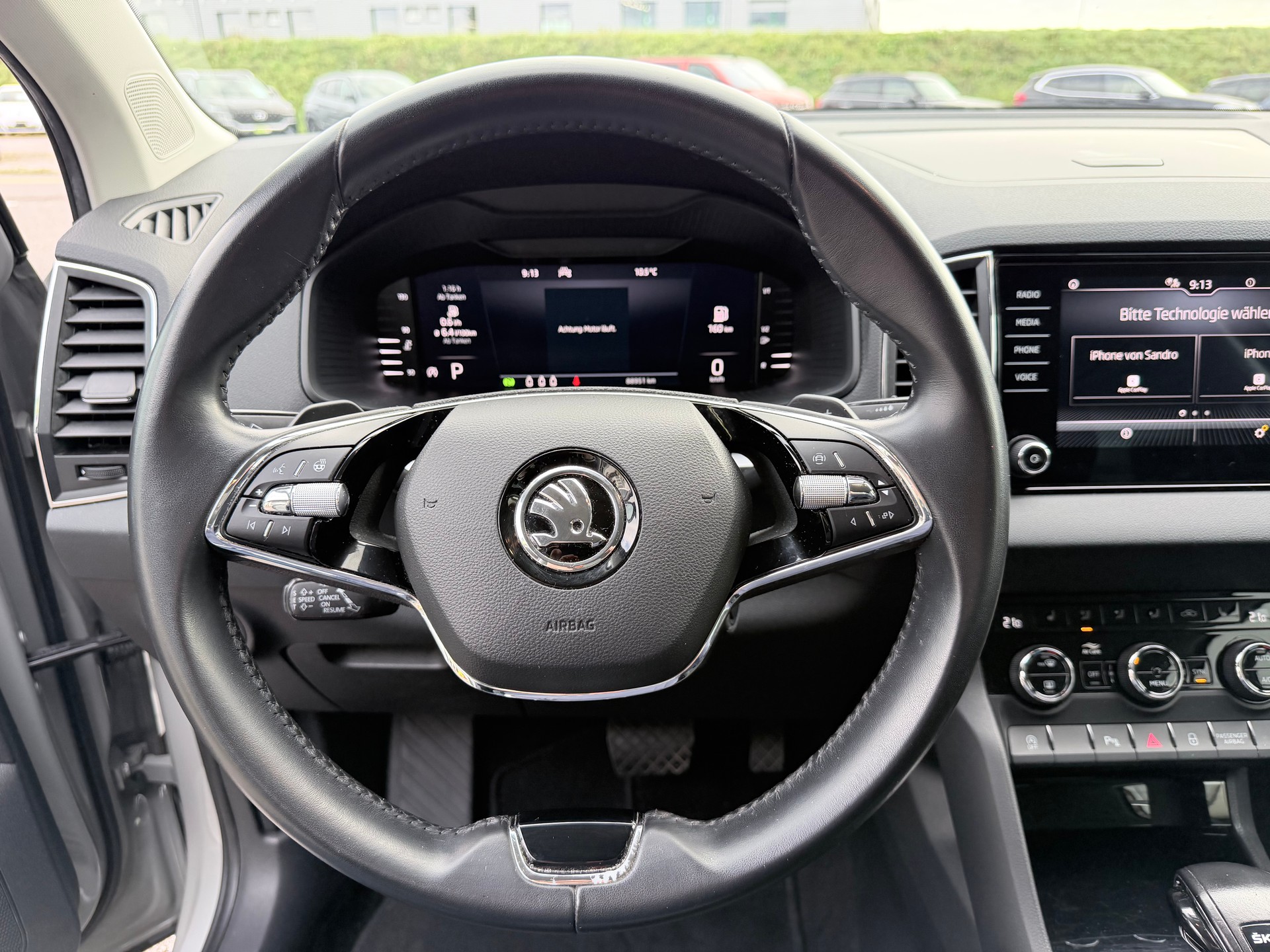 SKODA Karoq 1.5 TSI Ambition DSG+++ANHÄNGERKUPPLUNG 1500KG+++-image-7