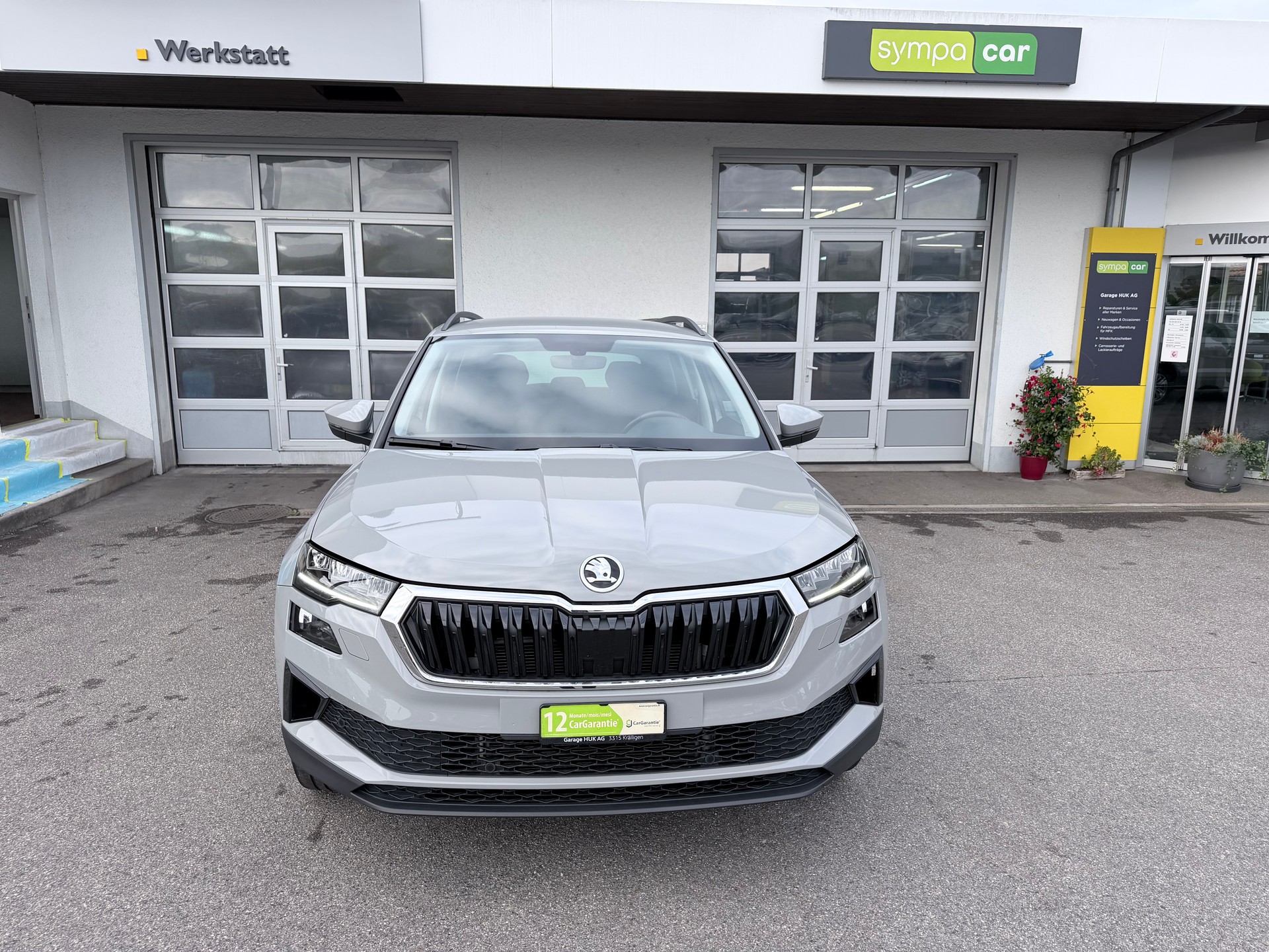 SKODA Karoq 1.5 TSI Ambition DSG+++ANHÄNGERKUPPLUNG 1500KG+++-image-4