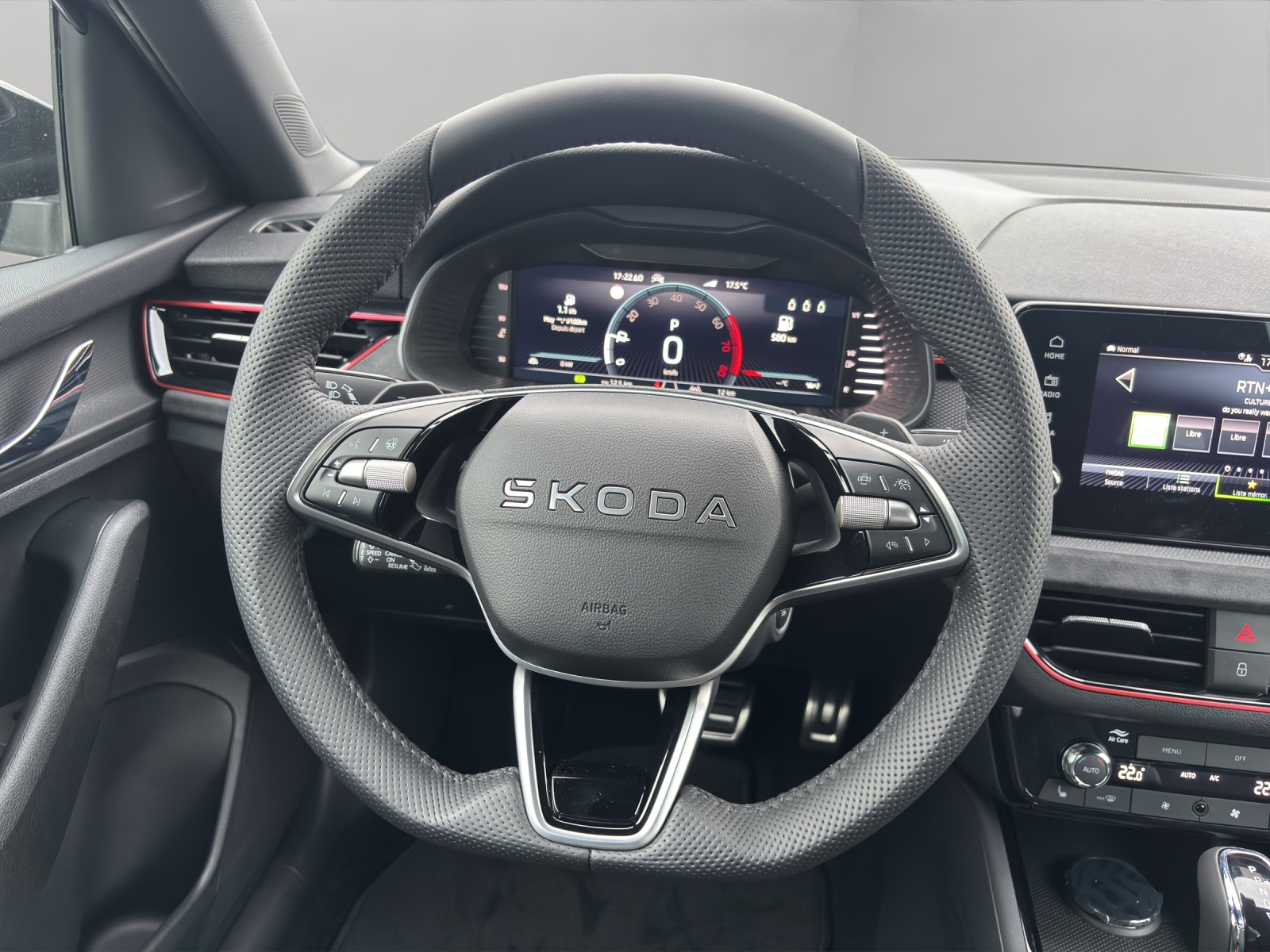 SKODA Kamiq 1.0 TSI Dynamic DSG-image-10
