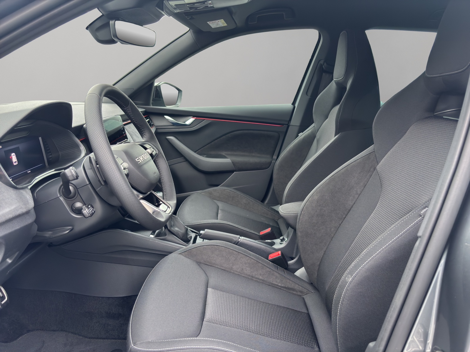 SKODA Kamiq 1.0 TSI Dynamic DSG-image-8