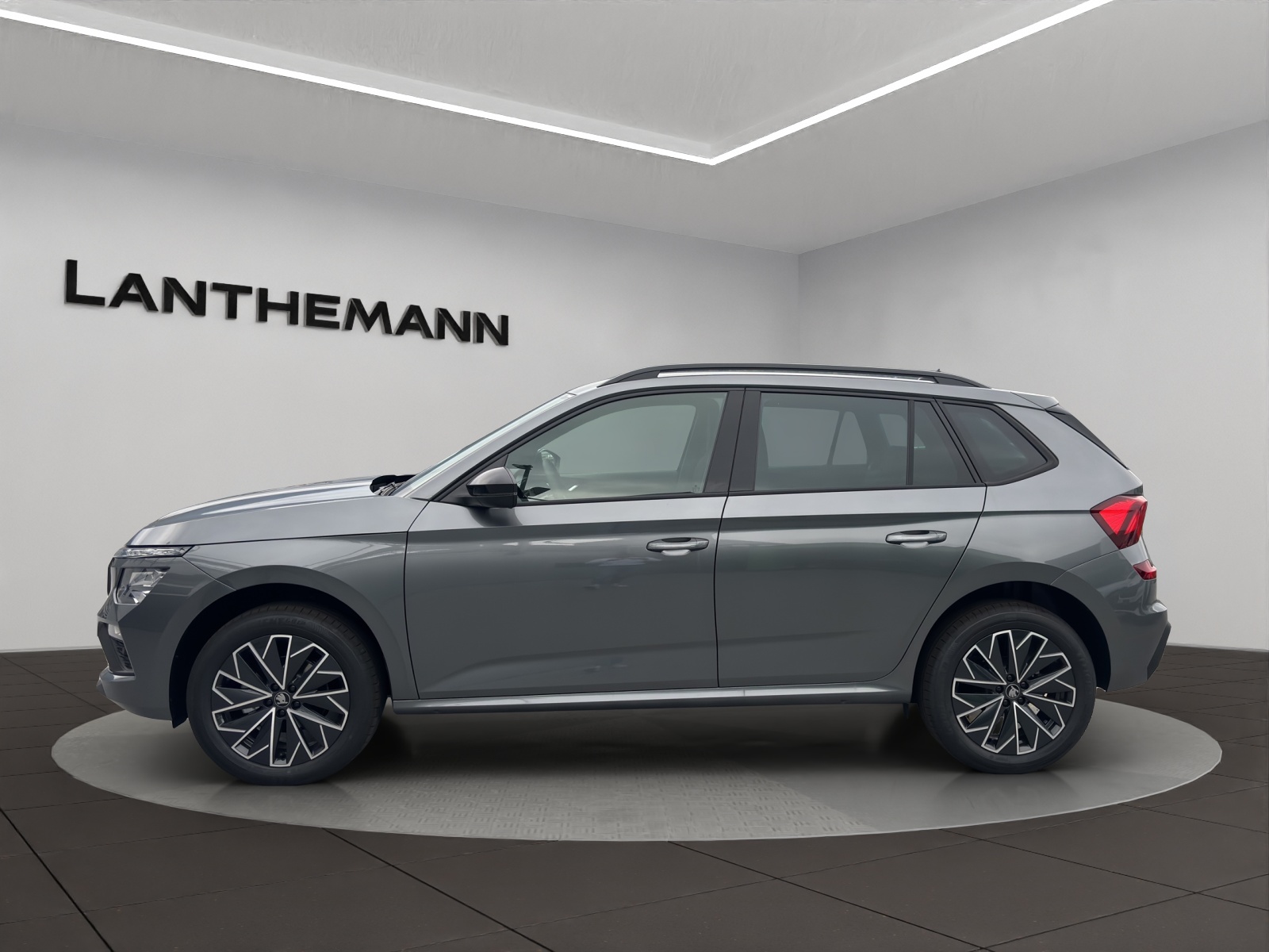 SKODA Kamiq 1.0 TSI Dynamic DSG-image-1