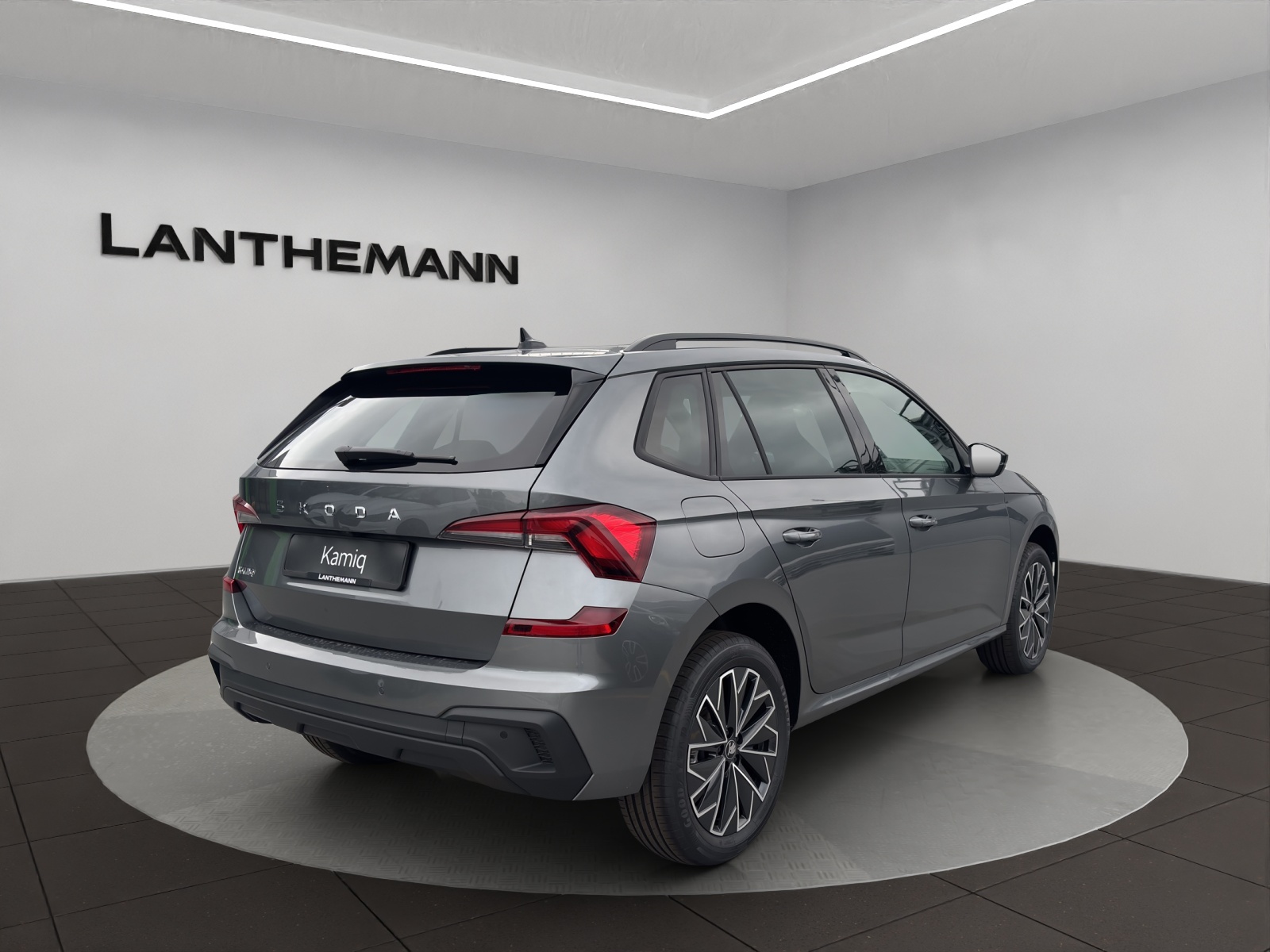 SKODA Kamiq 1.0 TSI Dynamic DSG-image-4