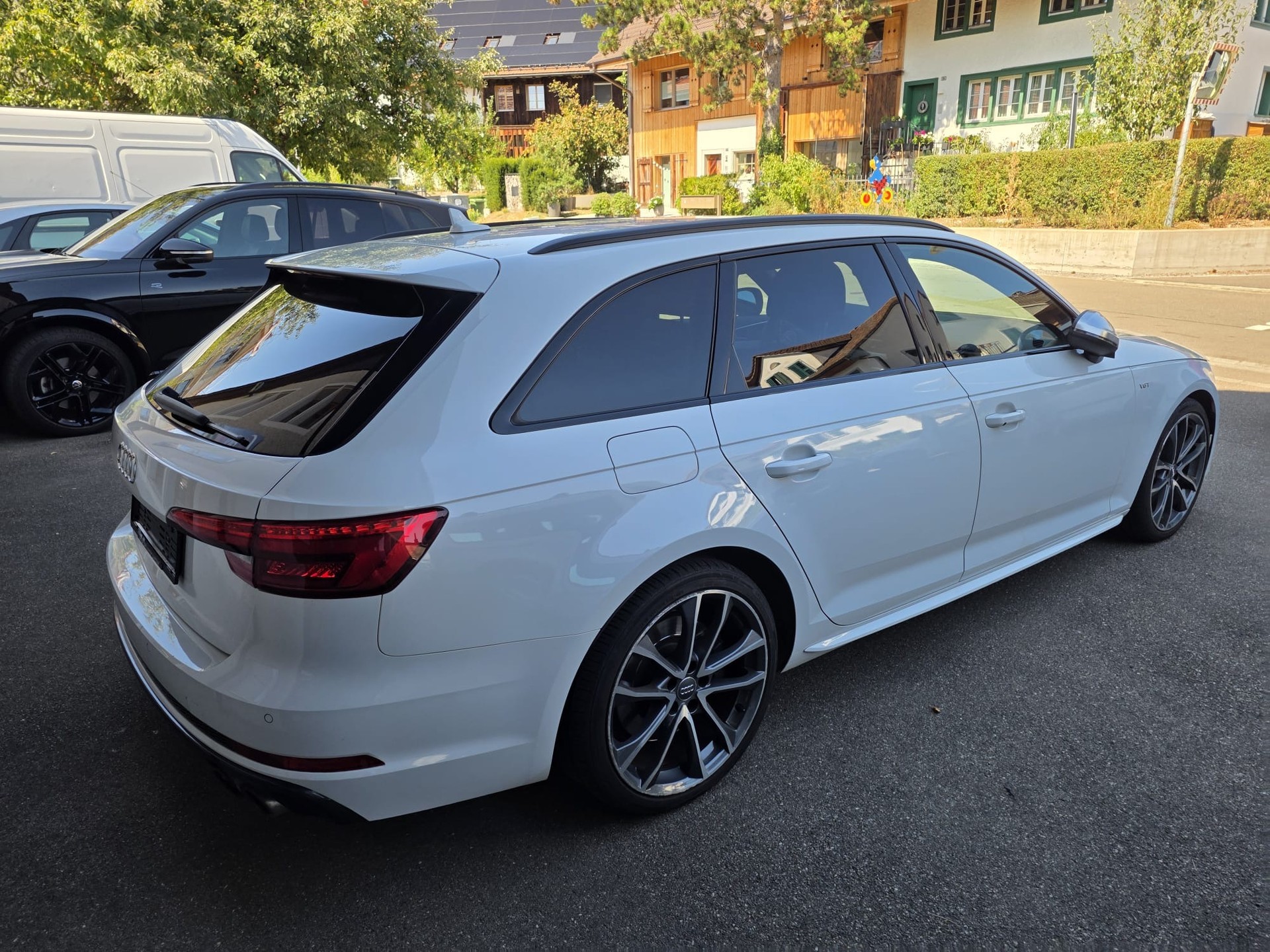 AUDI S4 Avant 3.0 TFSI quattro tiptronic-showroom-element-3