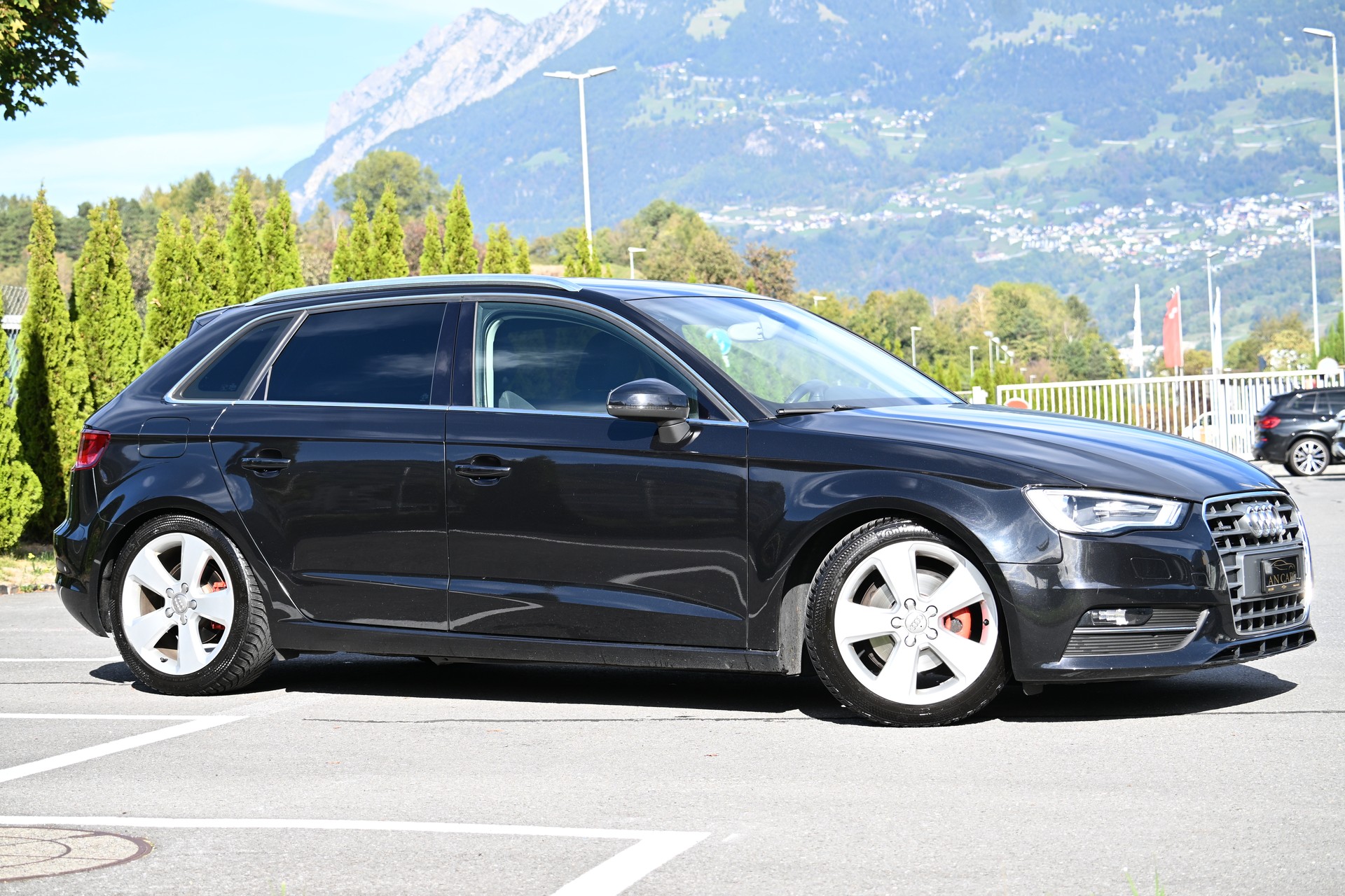 AUDI A3 SPORTBACK 2.0 TDI AMBITION QUATTRO TOP ZUSTAND INNEN AUSSEN WIE NEU AB MFK UND SERVICE-image-6