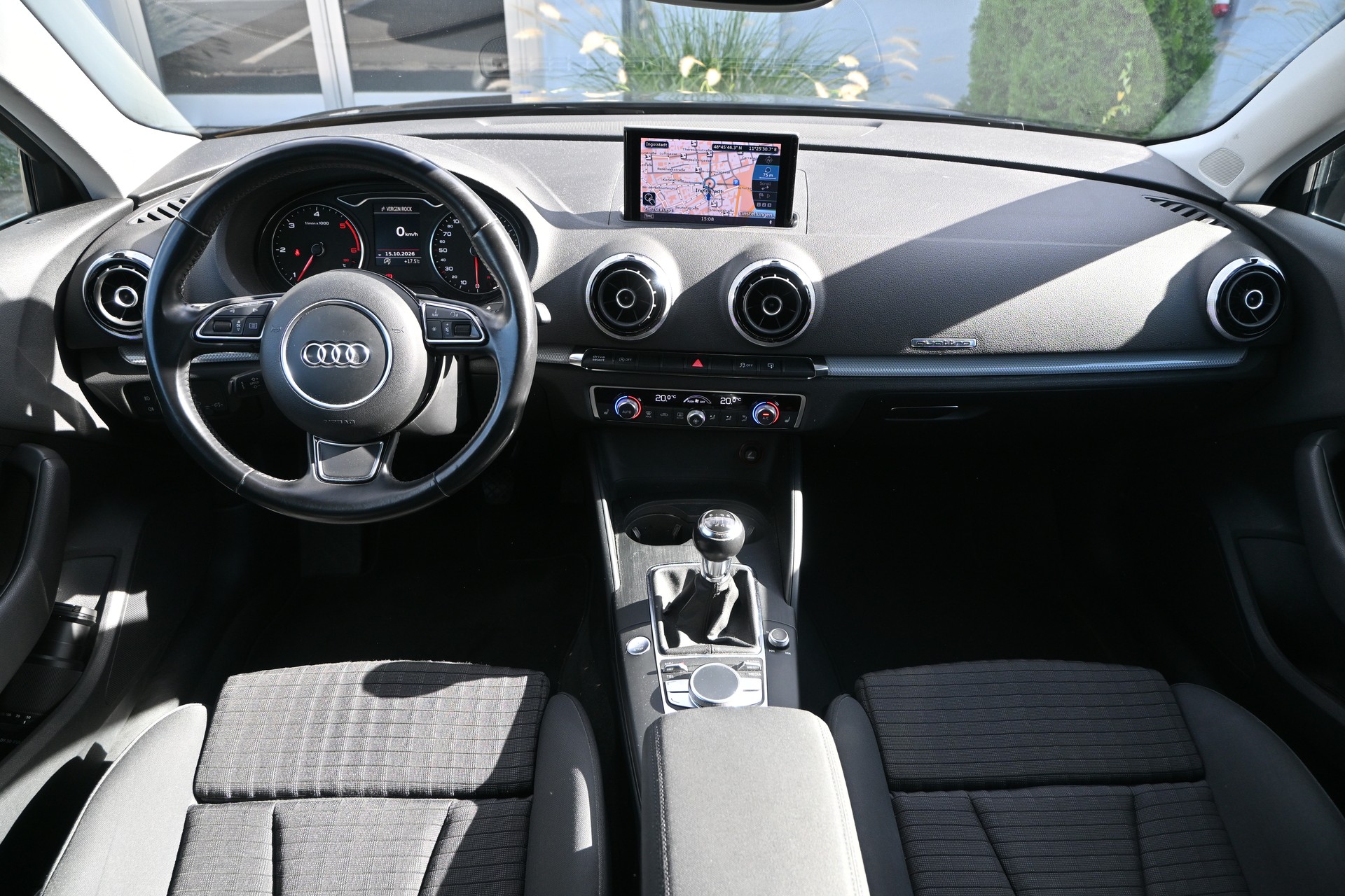 AUDI A3 SPORTBACK 2.0 TDI AMBITION QUATTRO TOP ZUSTAND INNEN AUSSEN WIE NEU AB MFK UND SERVICE-image-18