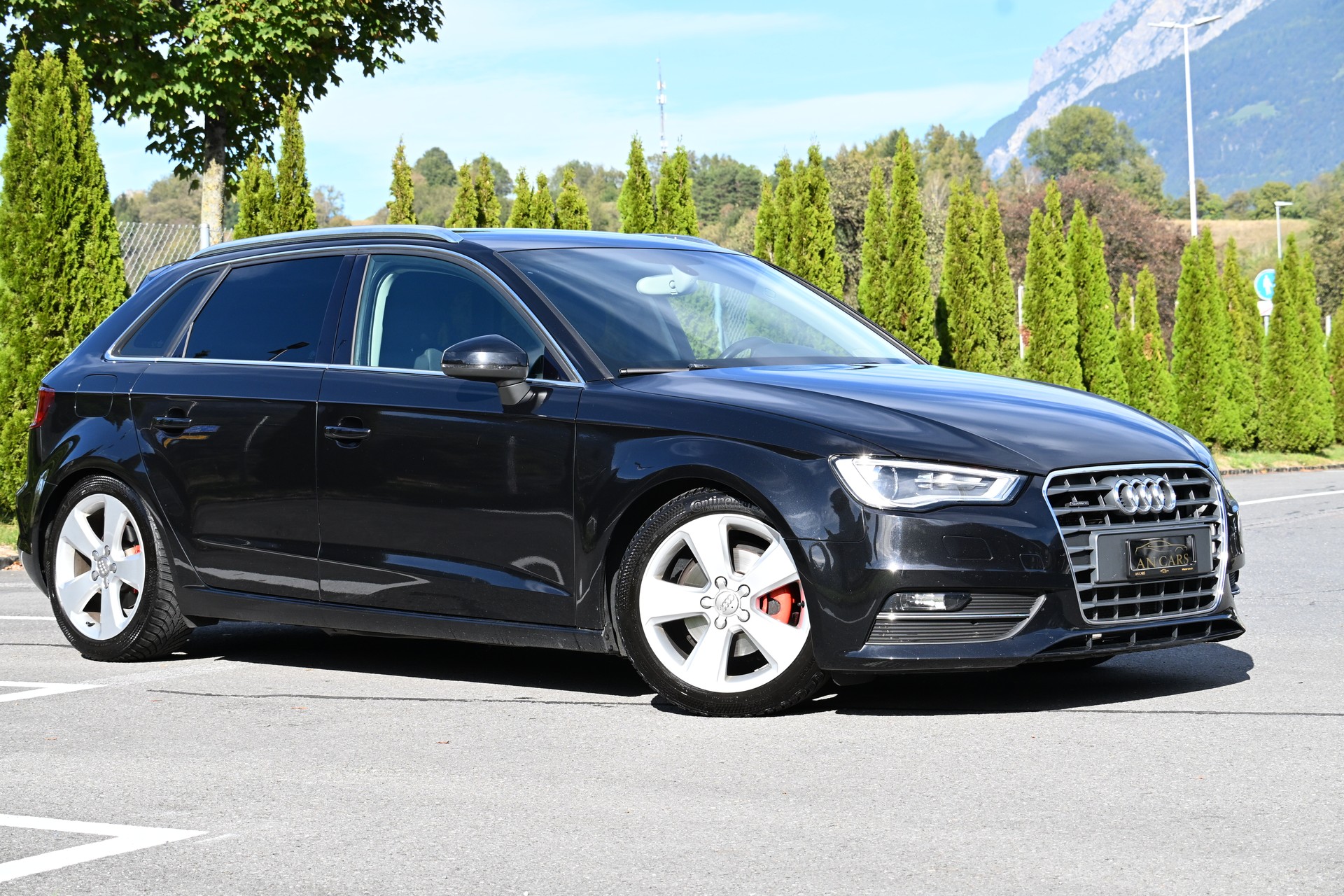 AUDI A3 SPORTBACK 2.0 TDI AMBITION QUATTRO TOP ZUSTAND INNEN AUSSEN WIE NEU AB MFK UND SERVICE-image-5