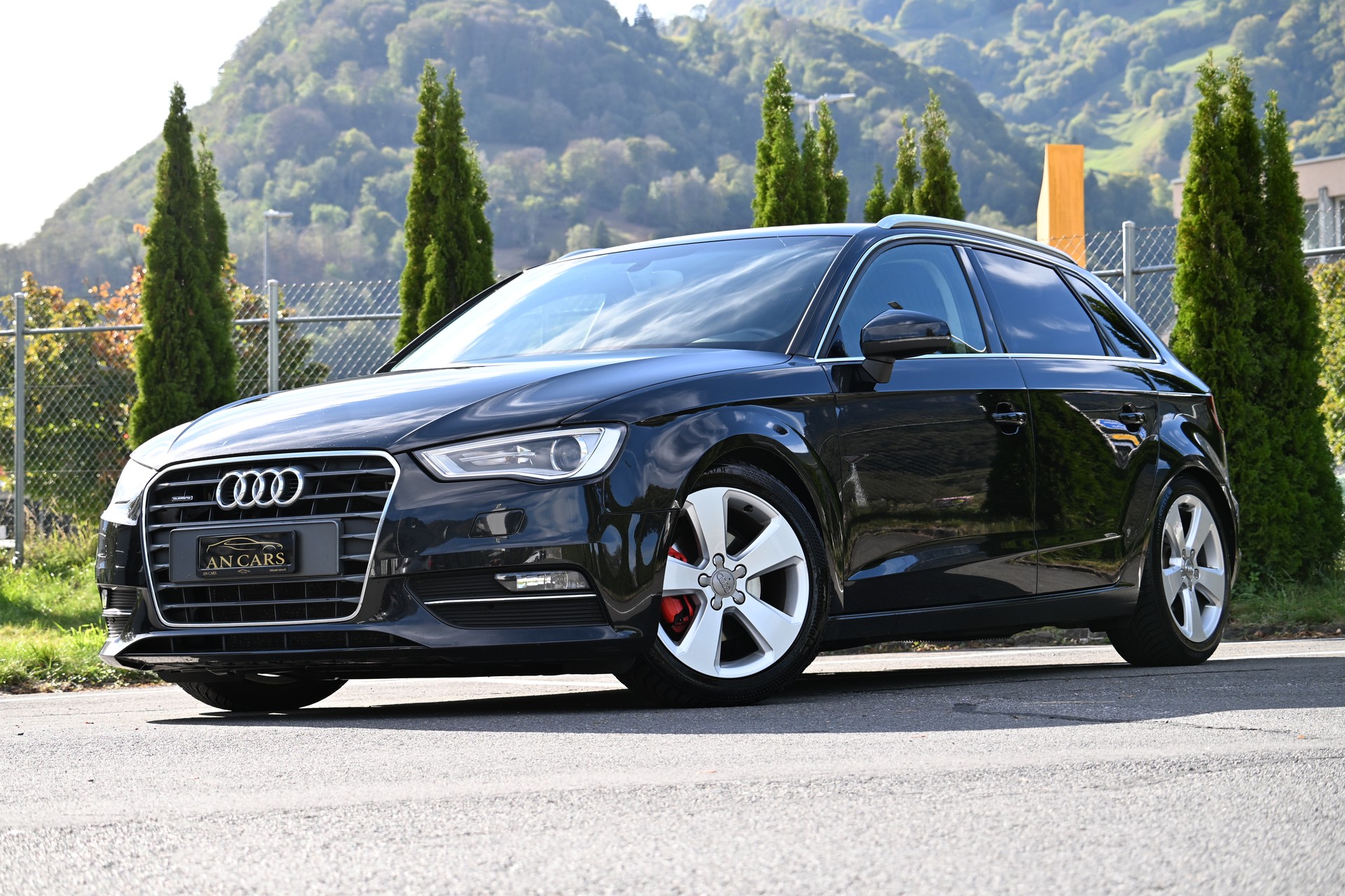 AUDI A3 SPORTBACK 2.0 TDI AMBITION QUATTRO TOP ZUSTAND INNEN AUSSEN WIE NEU AB MFK UND SERVICE-image-7
