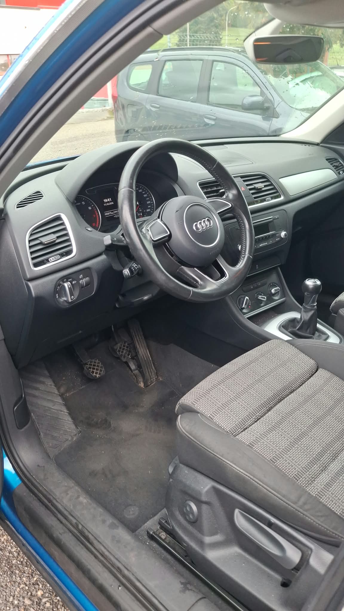 AUDI Q3 1.4 TFSI Start S-tronic-image-7