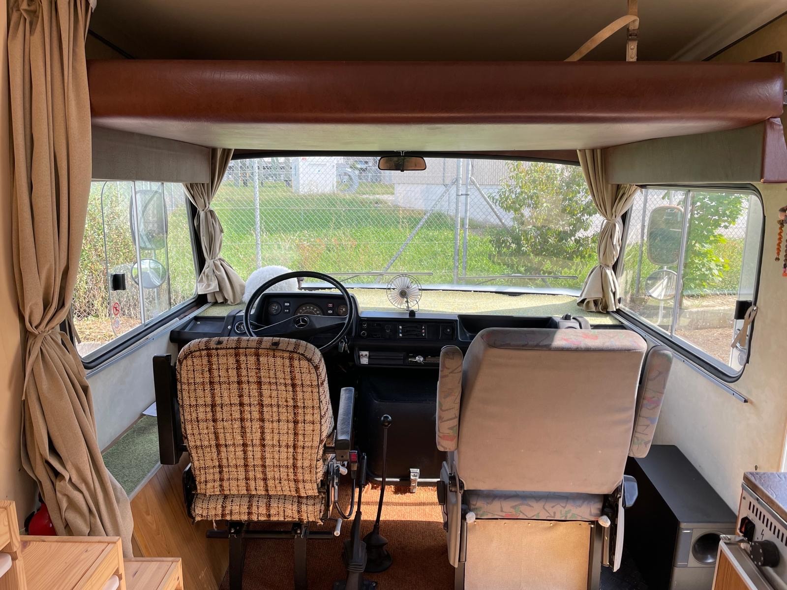 HYMER Mercedes Benz 208-image-1