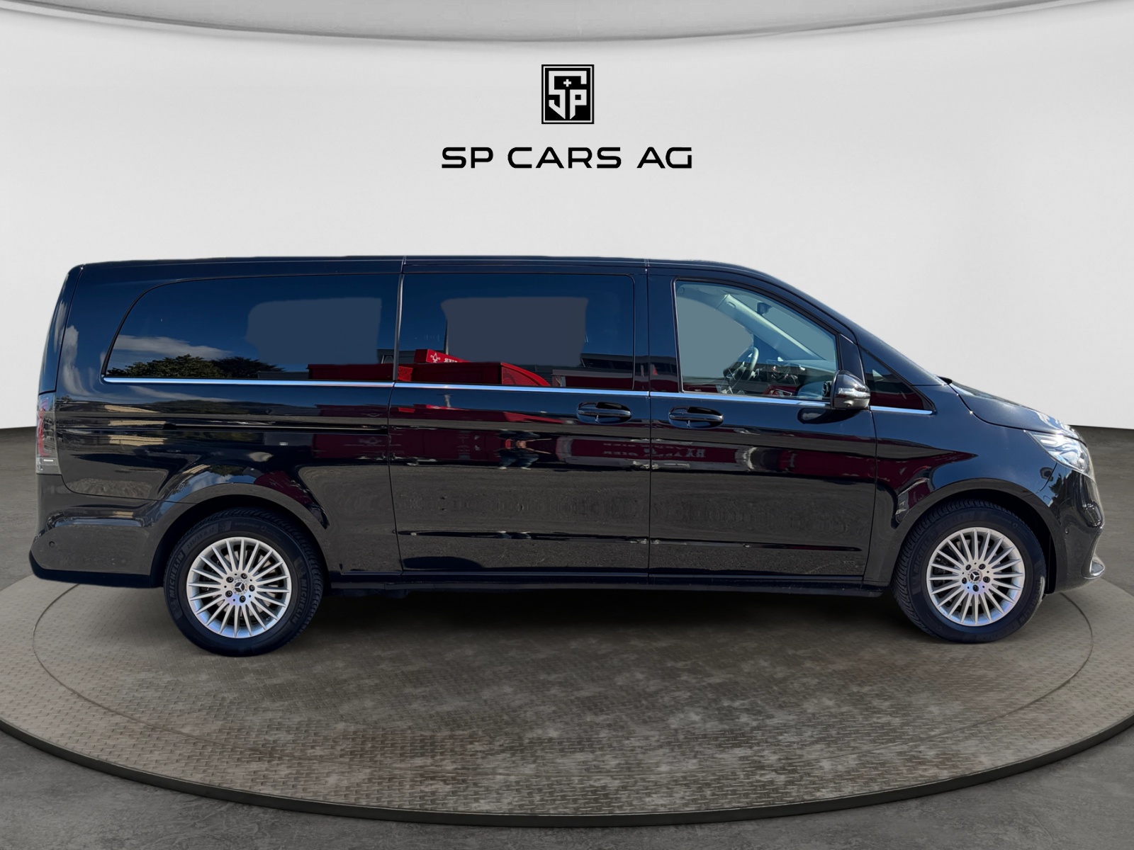 MERCEDES-BENZ V 300 d extralang Avantgarde 4Matic 9G-Tronic-image-5