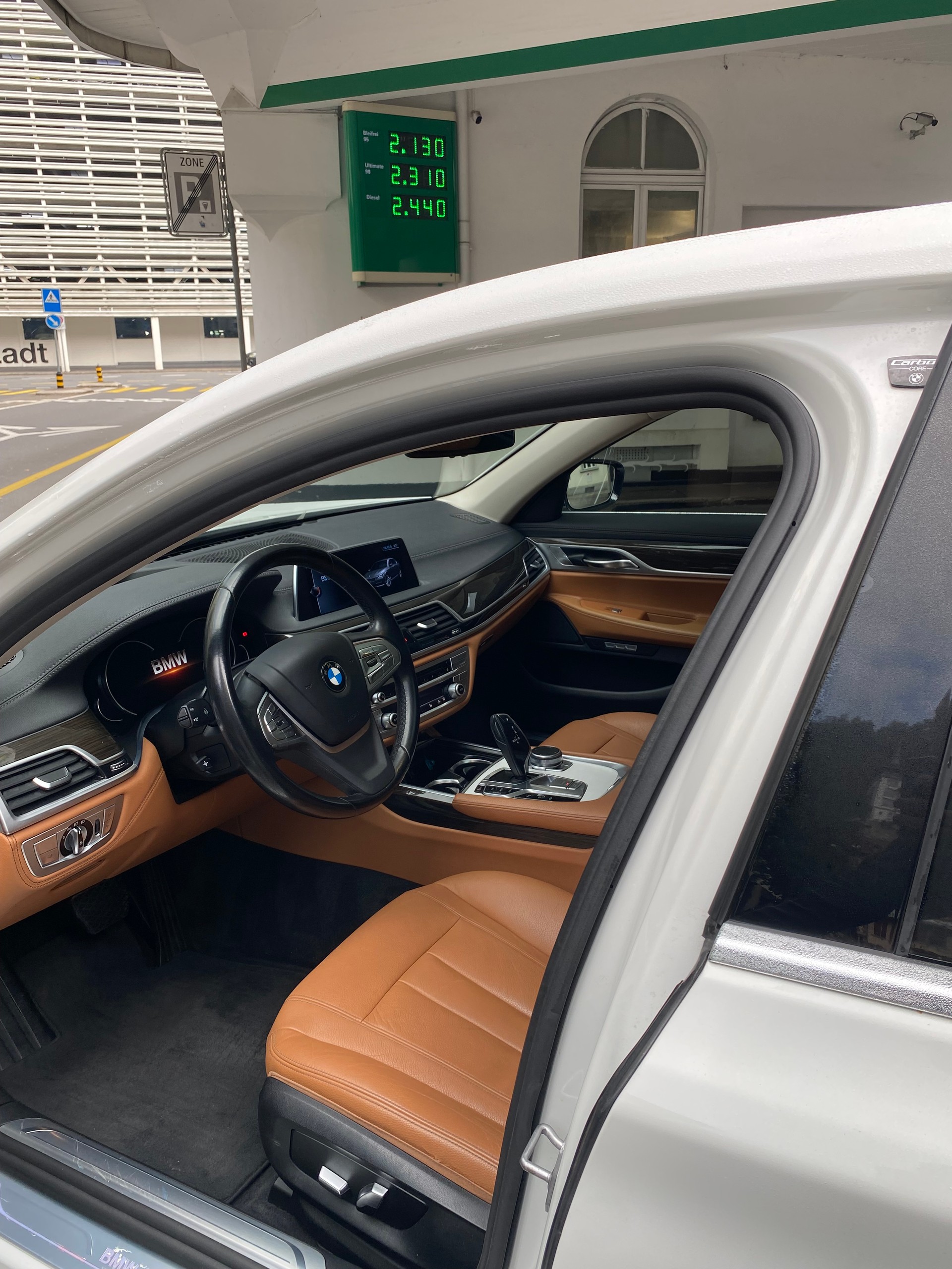 BMW 730Ld xDrive Steptronic-image-7