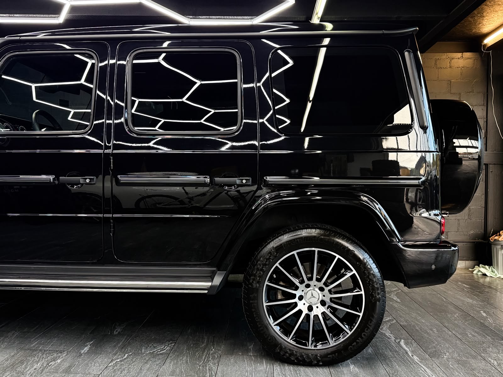 MERCEDES-BENZ G 500 9G-Tronic-image-6