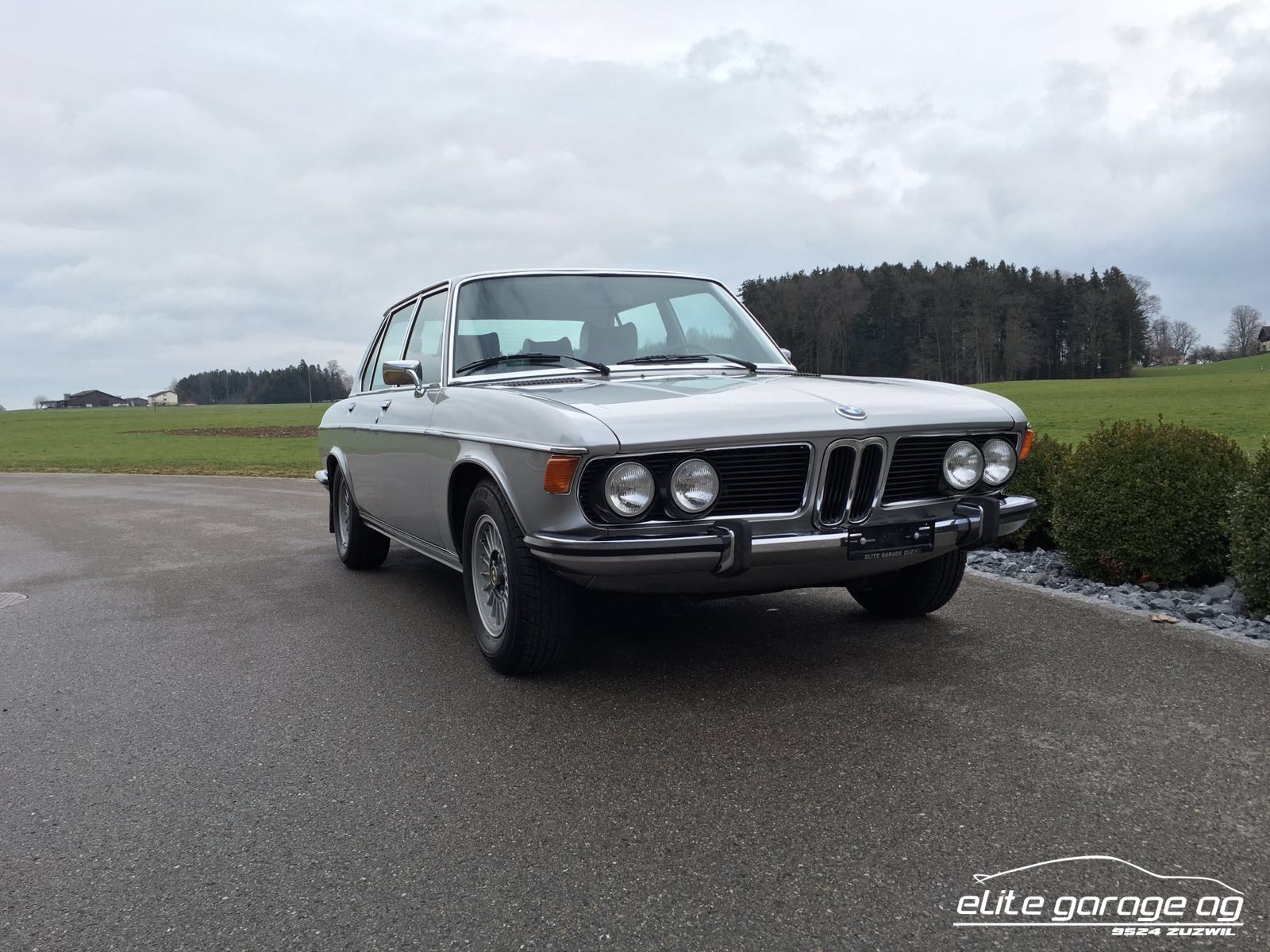 BMW 3.0 S-image-1