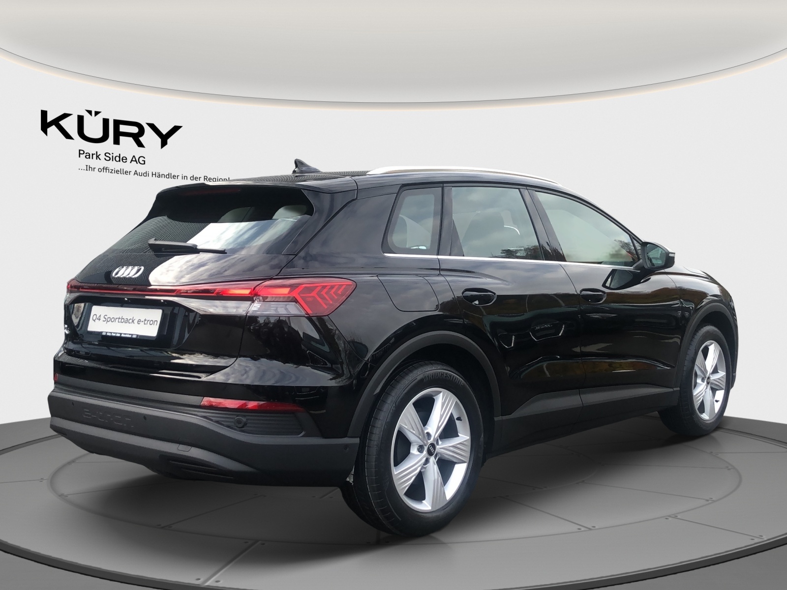 AUDI Q4 e-tron 35-image-3