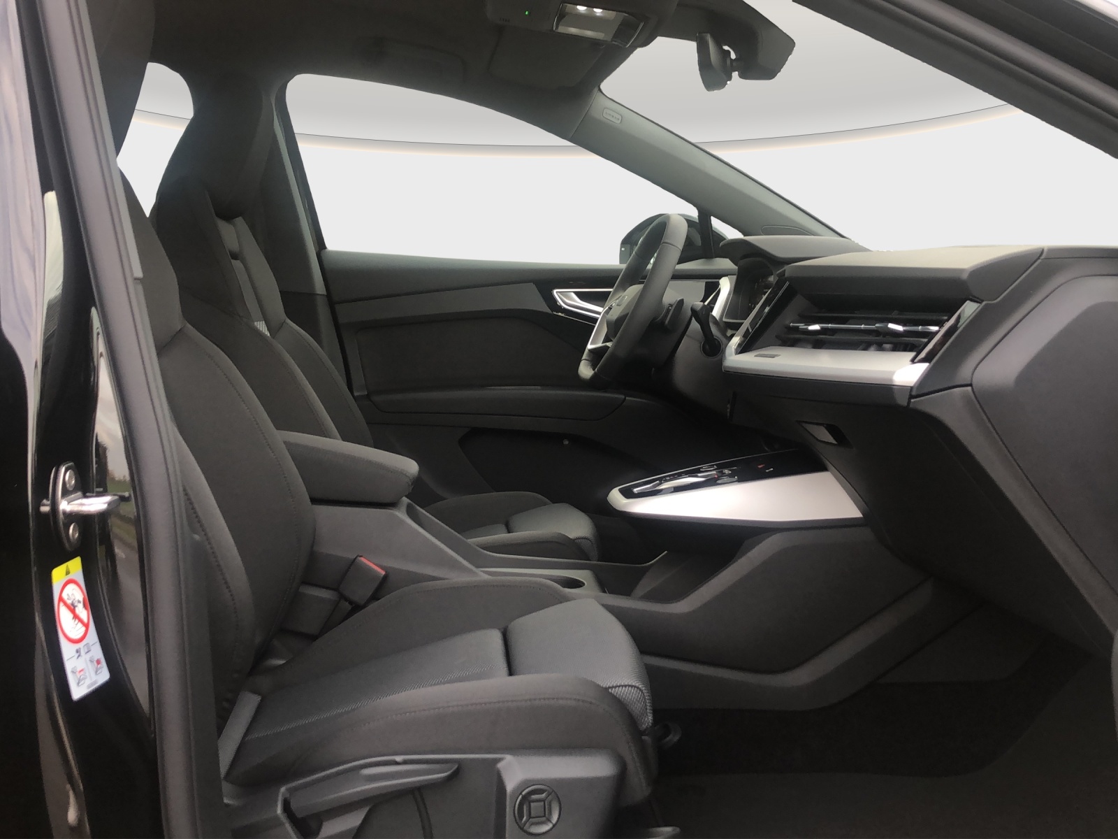 AUDI Q4 e-tron 35-image-6