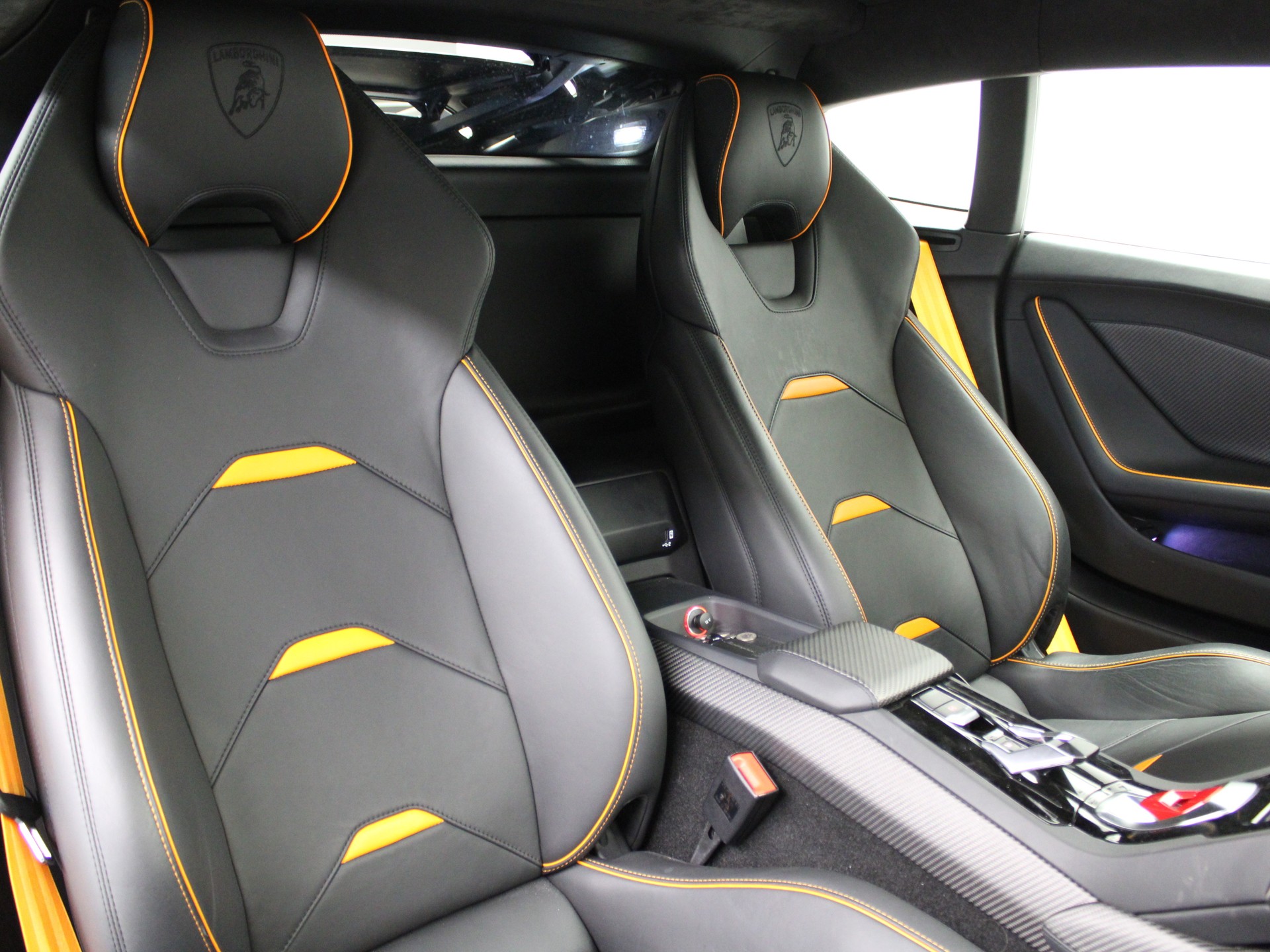LAMBORGHINI Huracan EVO Coupé DCT-image-5