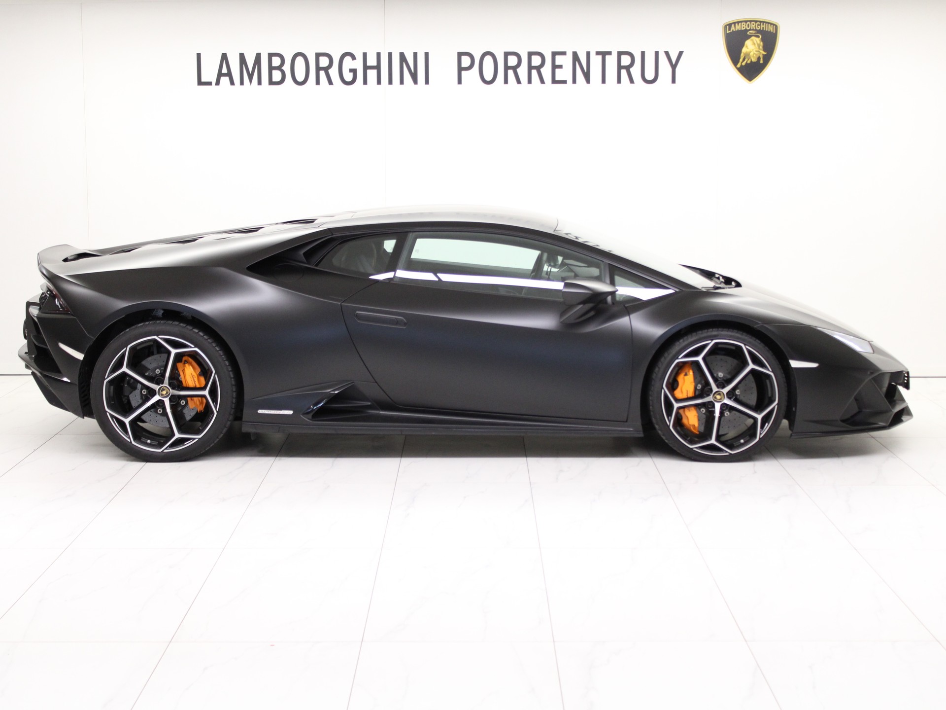 LAMBORGHINI Huracan EVO Coupé DCT-image-1