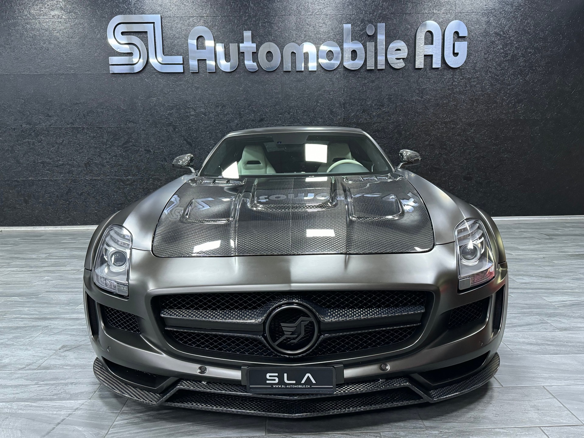 MERCEDES-BENZ SLS 63 AMG Speedshift-image-1