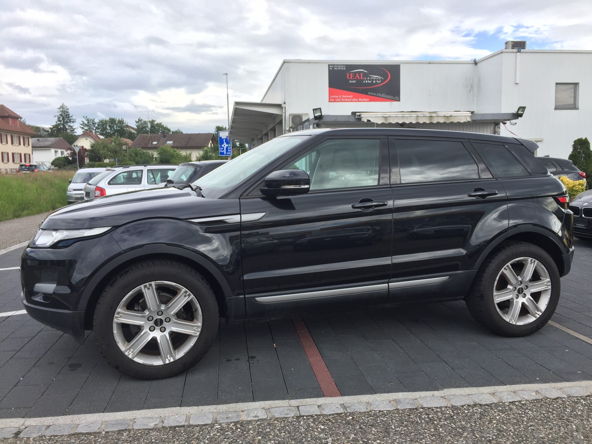 LAND ROVER Range Rover Evoque 2.0 Si4 Dynamic AT6-image-15