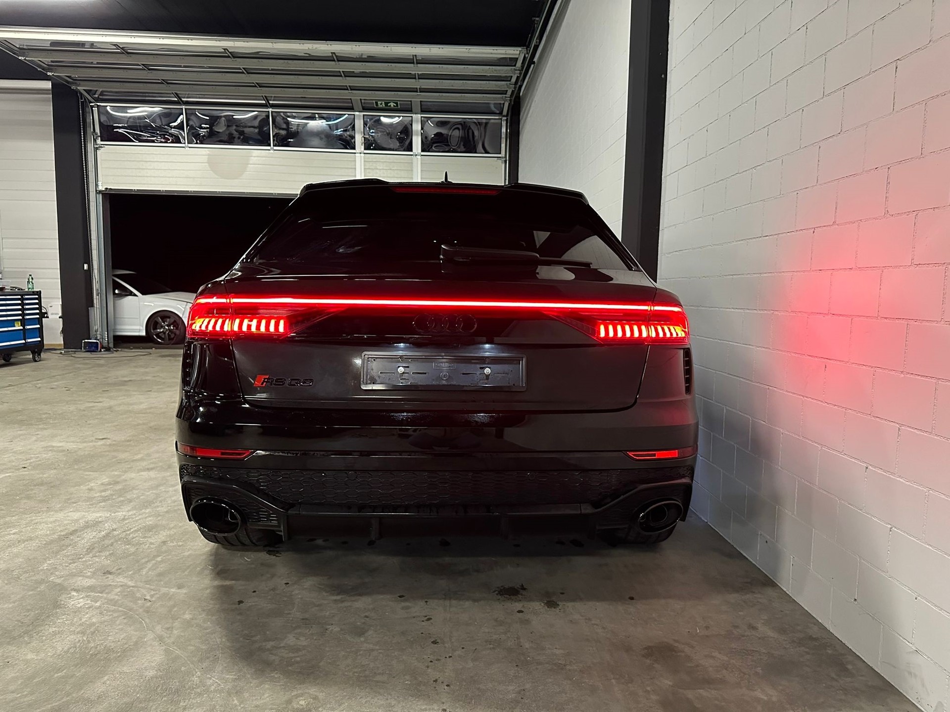 AUDI RSQ8 quattro tiptronic Traumausstattung-image-4